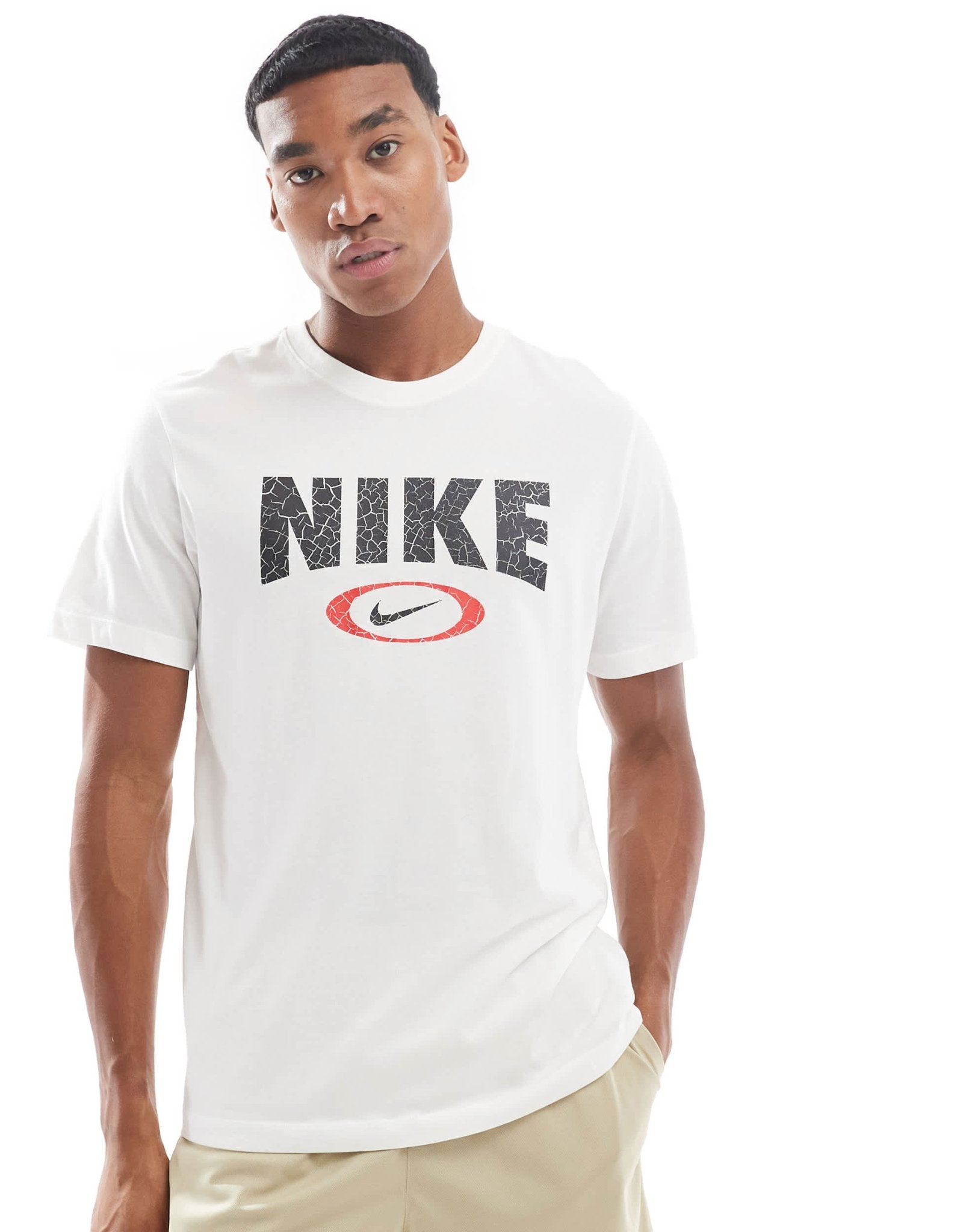 Nike Training oval swoosh graphic t-shirt in white - ASOS Sample Sale