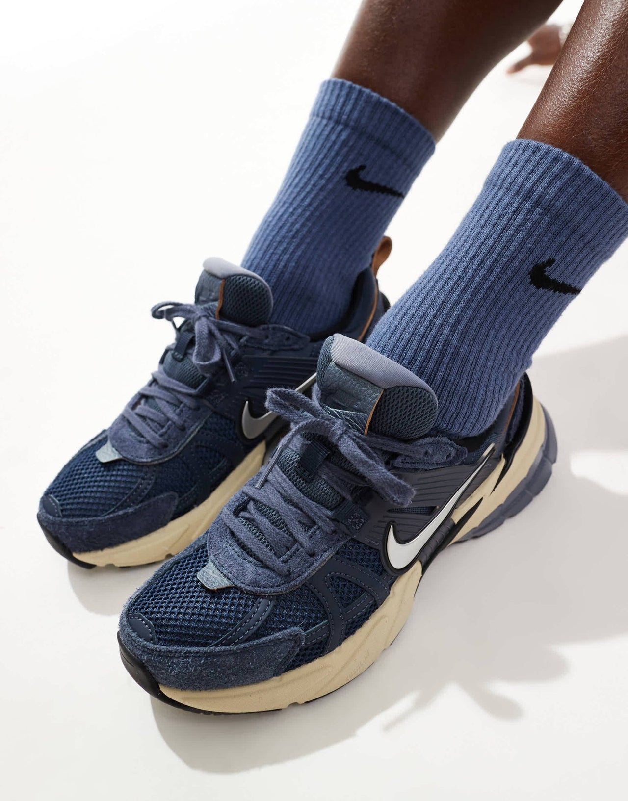 Nike V2K Run unisex trainers in blue and silver - ASOS Sample Sale