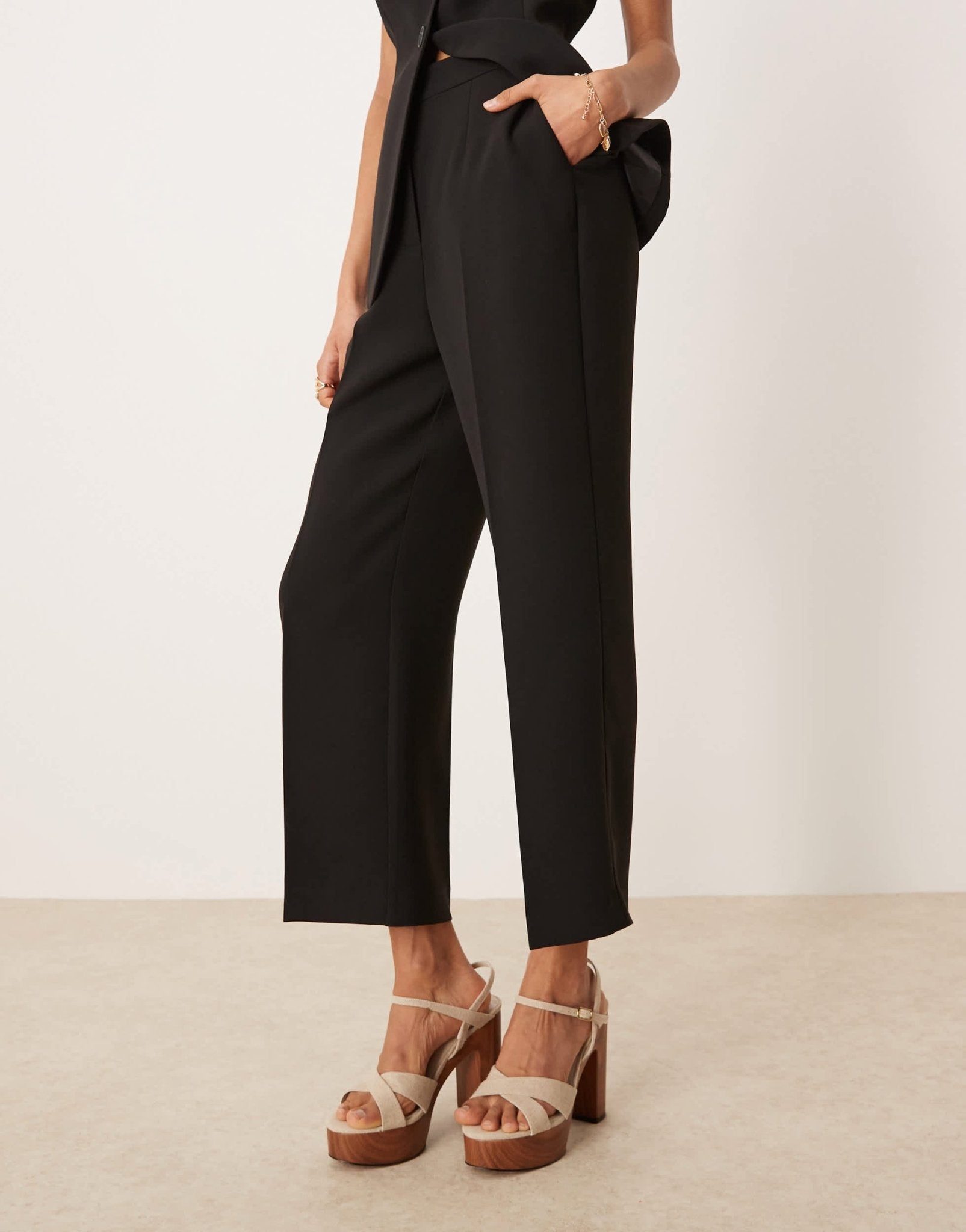 Nobody's Child Etta crop tailored trousers co-ord in black - ASOS Sample Sale