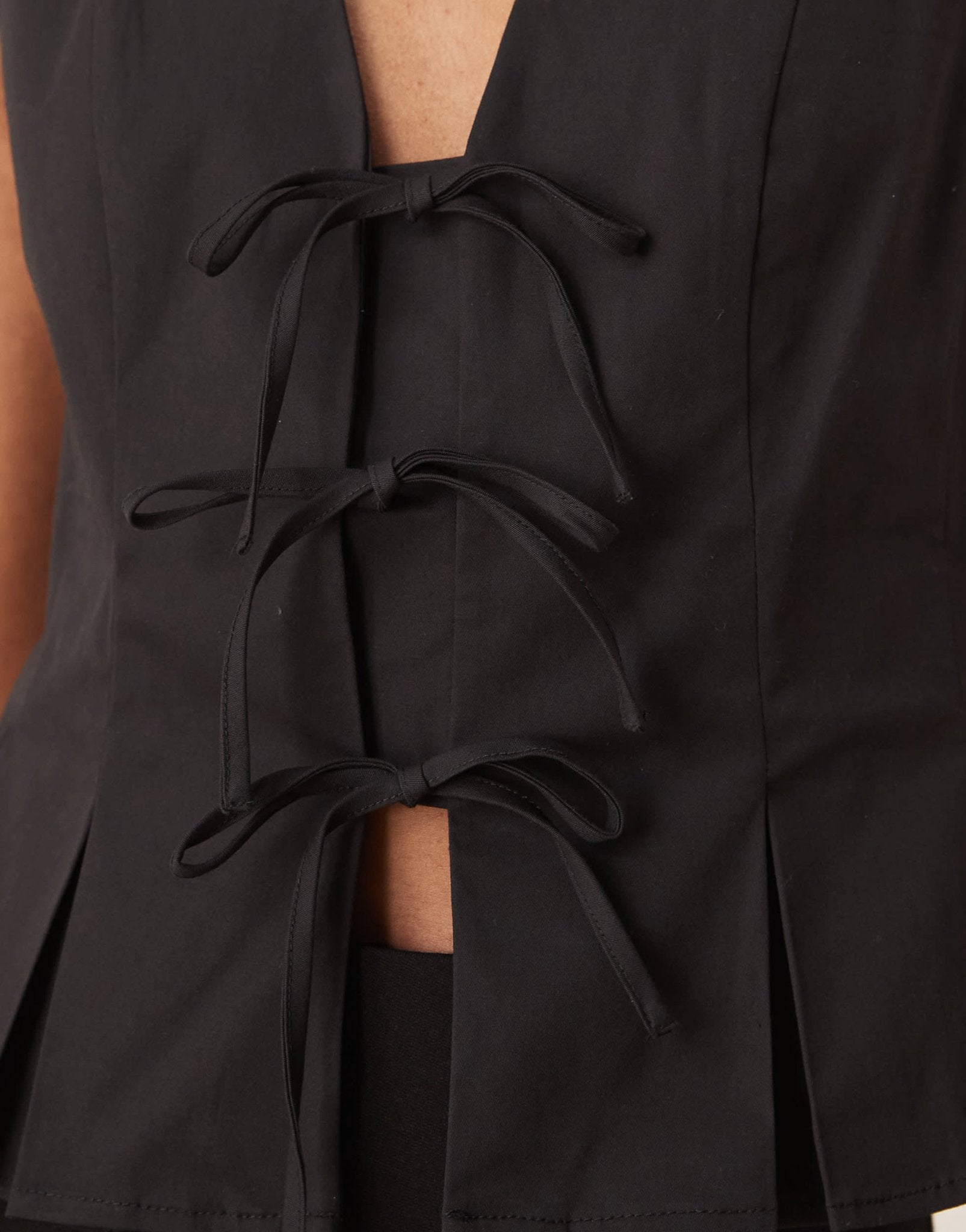 Nobody's Child Ezia tie front waistcoat in black - ASOS Sample Sale