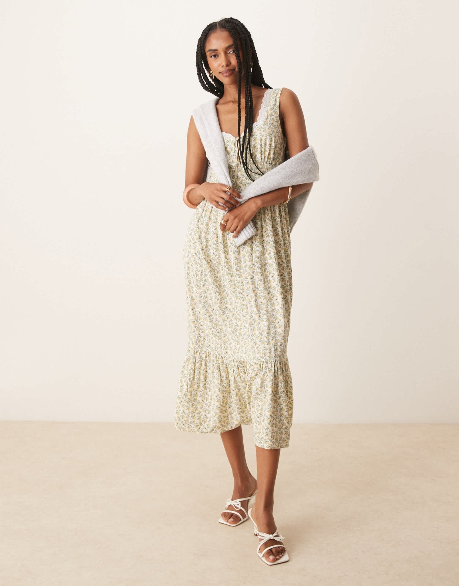 Nobody's Child Heather lace trim midi dress in green floral - ASOS Sample Sale