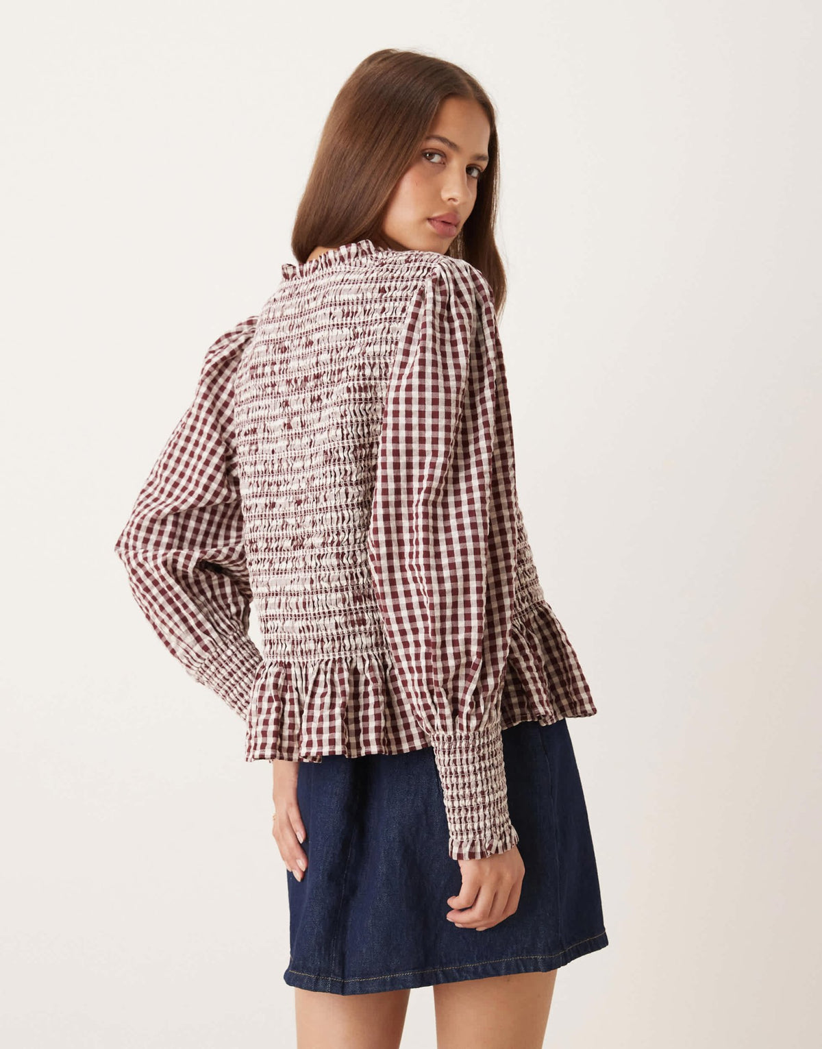 Nobody's Child Knowles balloon sleeve shirred blouse in brown check - ASOS Sample Sale