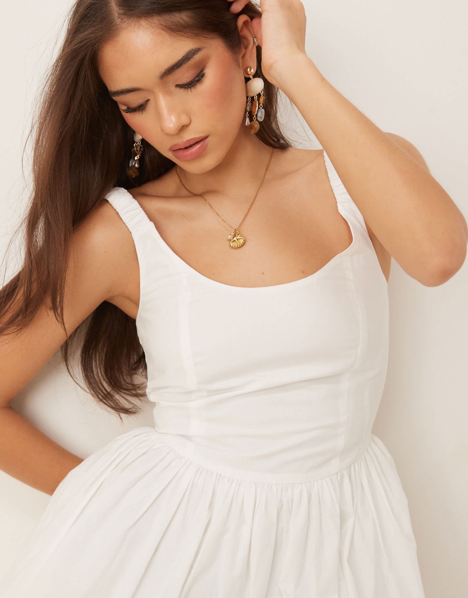 Nobody's Child Loie structured puffball mini dress in white - ASOS Sample Sale