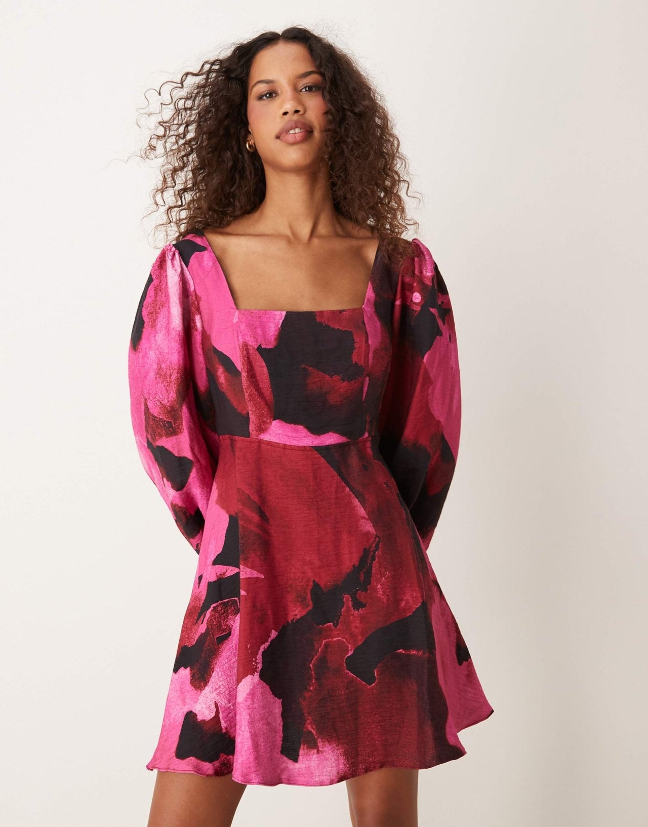 Nobody's Child Loredana mini dress in dark based printed floral - ASOS Sample Sale