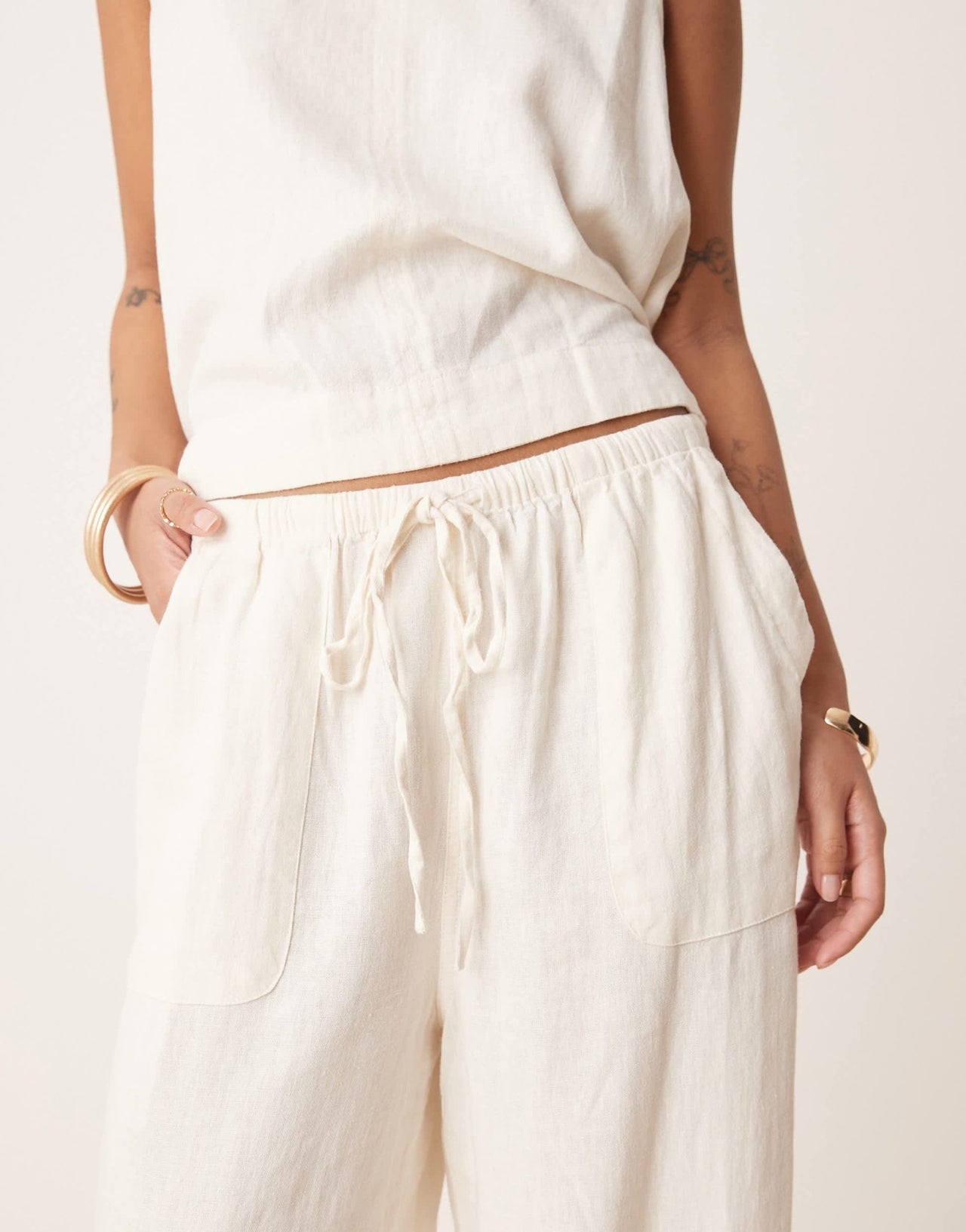 Nobody's Child Petite Shona straight leg trousers co-ord in cream - ASOS Sample Sale