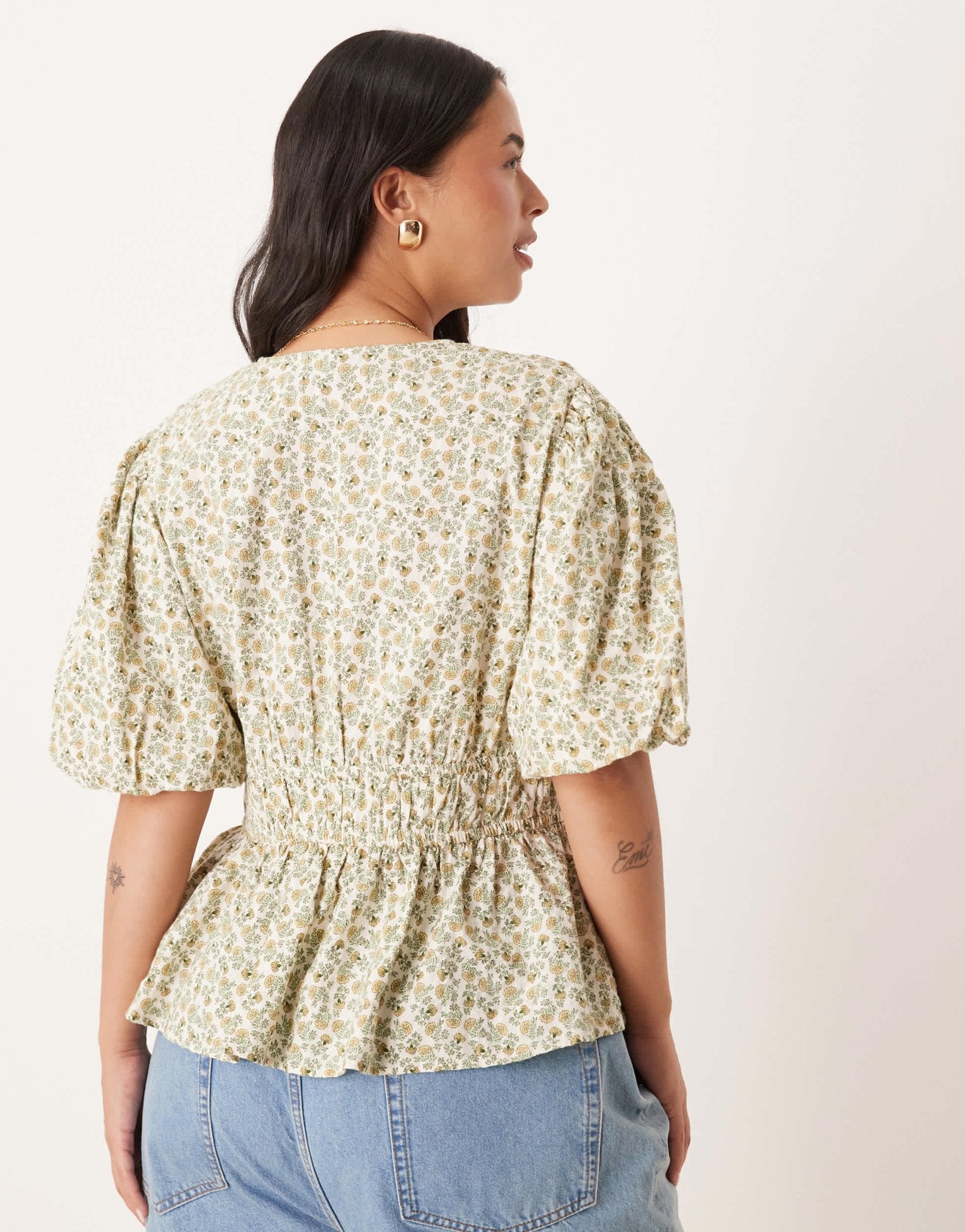Nobody's Child Plus Cordellia puff sleeve crop top in yellow ditsy - ASOS Sample Sale