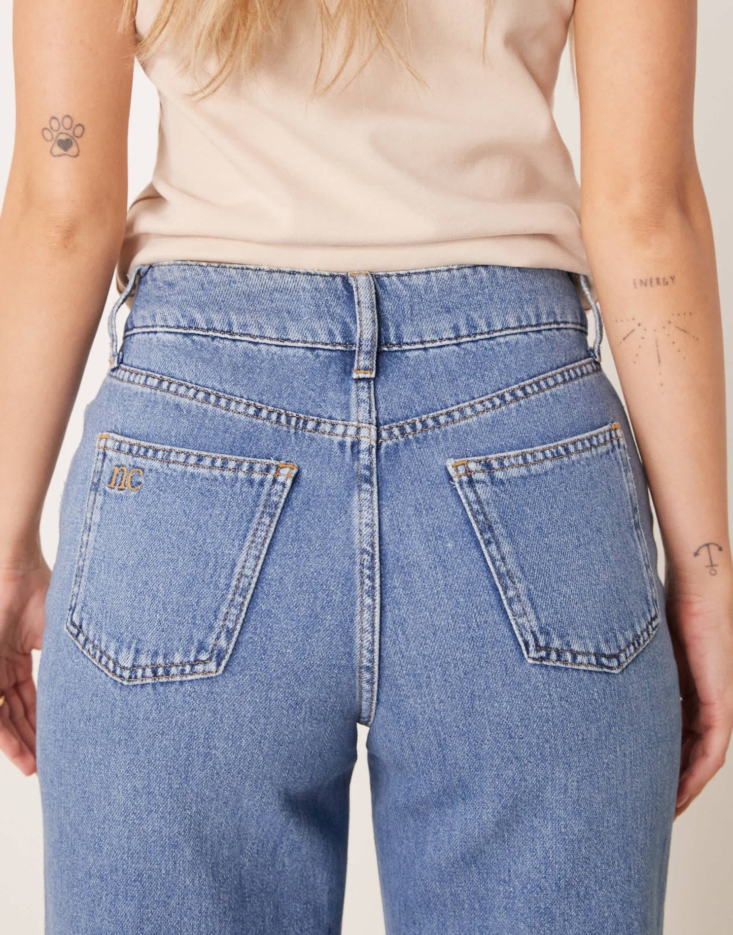 Nobody's Child turn up wide leg jeans in mid wash denim - ASOS Sample Sale