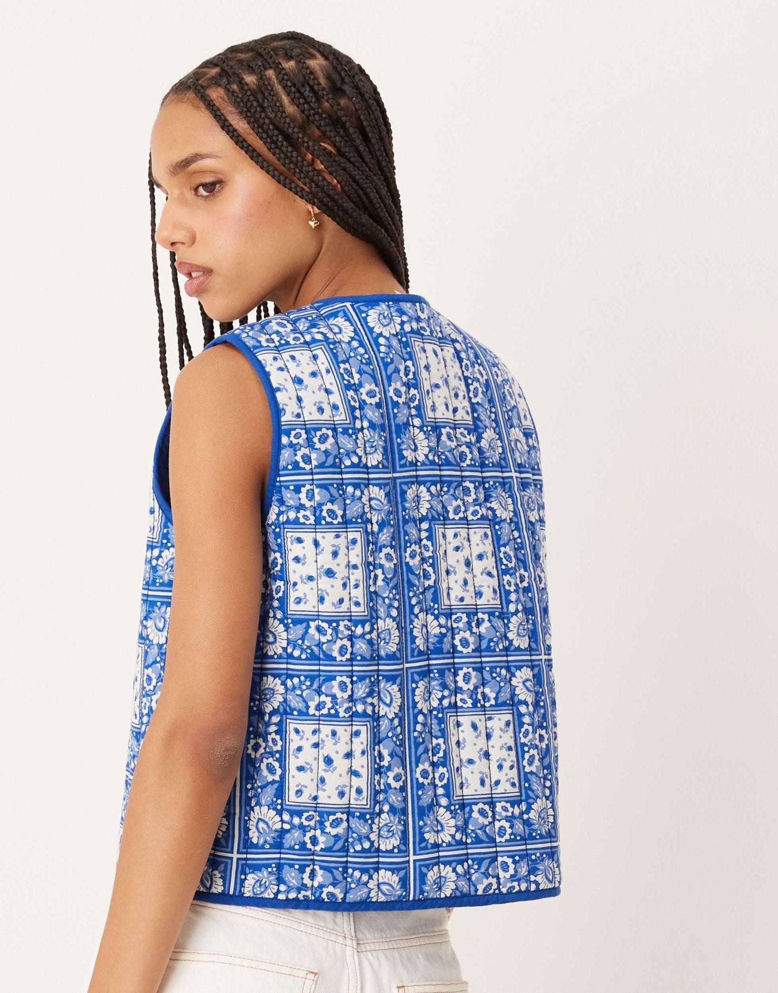 Nobody's Child western quilted gilet in blue bandana print - ASOS Sample Sale