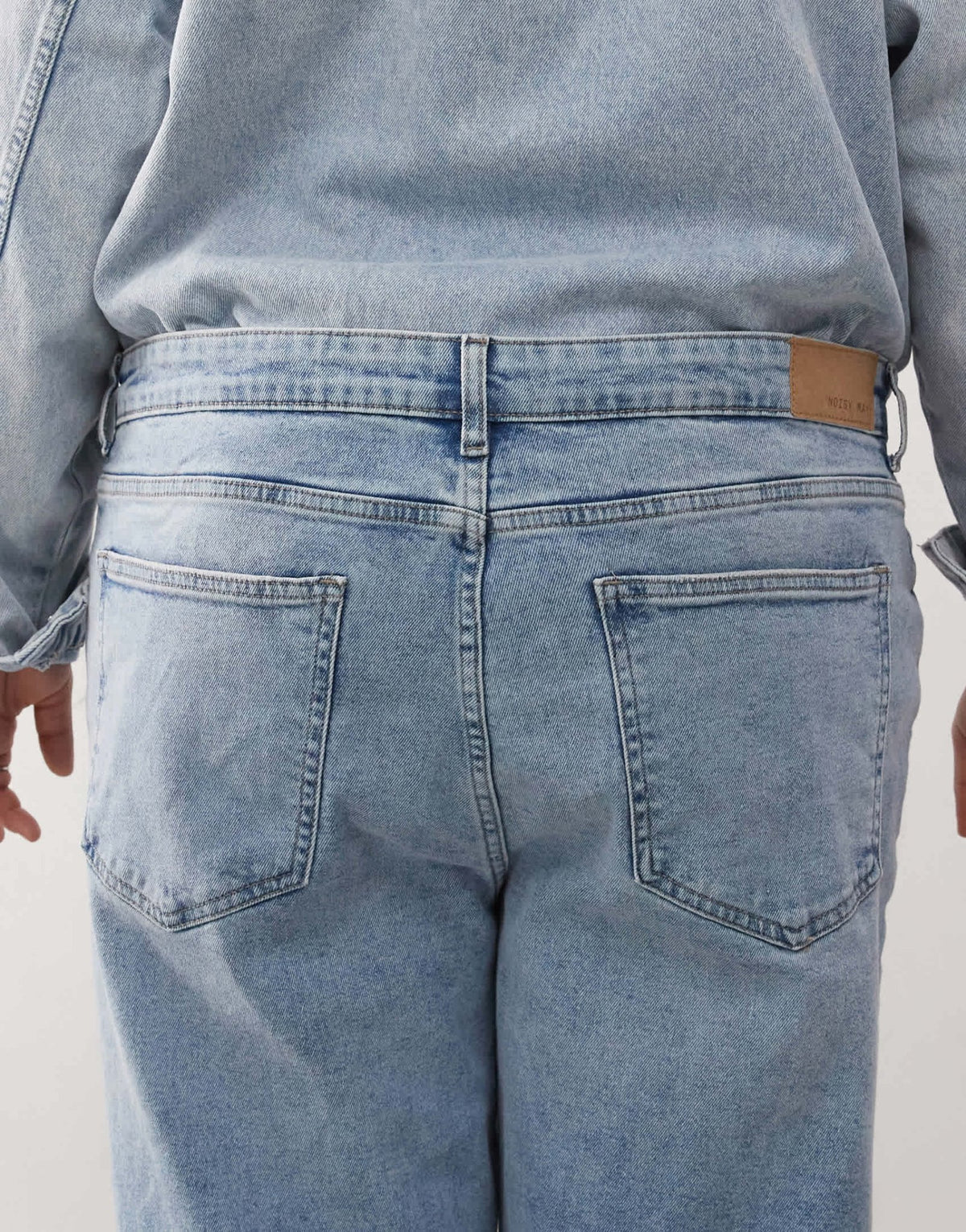 Noisy May Curve Yolanda wide leg jeans in lightwash blue - ASOS Sample Sale