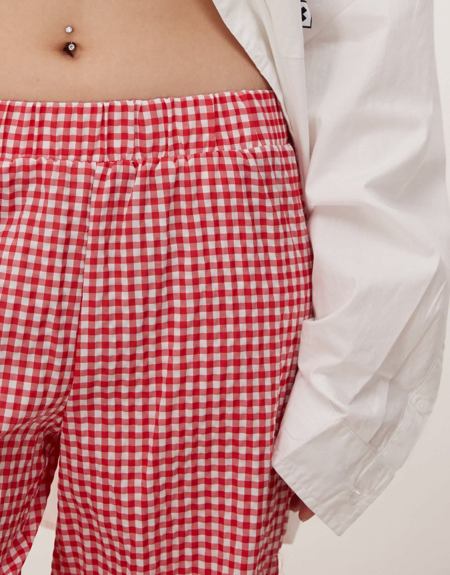 Noisy May Petite wide leg side tie detail trousers in red gingham - ASOS Sample Sale