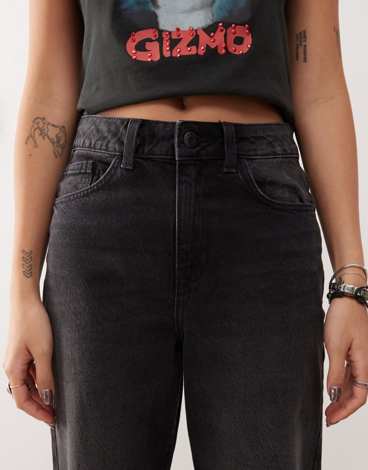 Noisy May Pixie high waist boyfriend jeans in washed black - ASOS Sample Sale