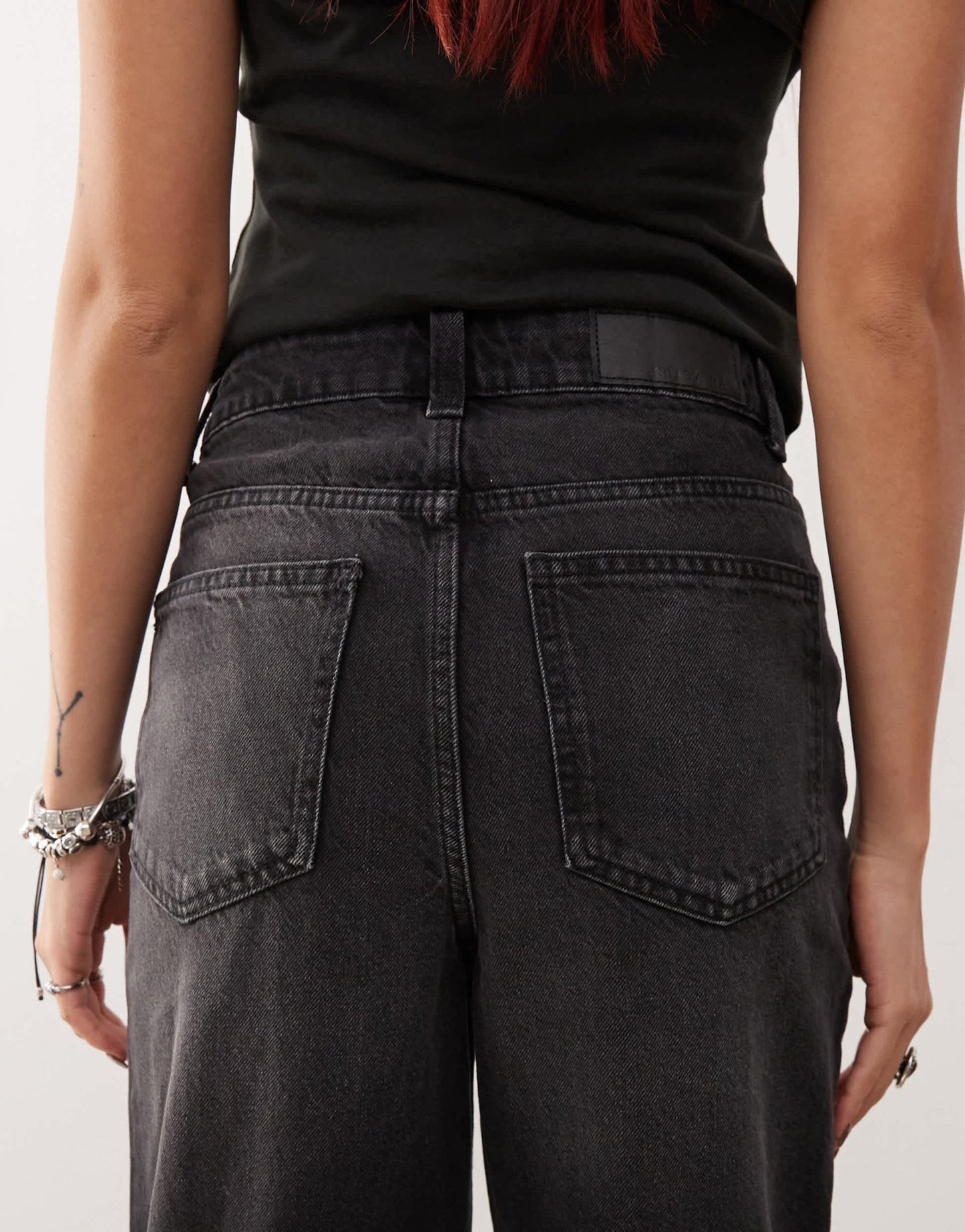 Noisy May Pixie high waist boyfriend jeans in washed black - ASOS Sample Sale