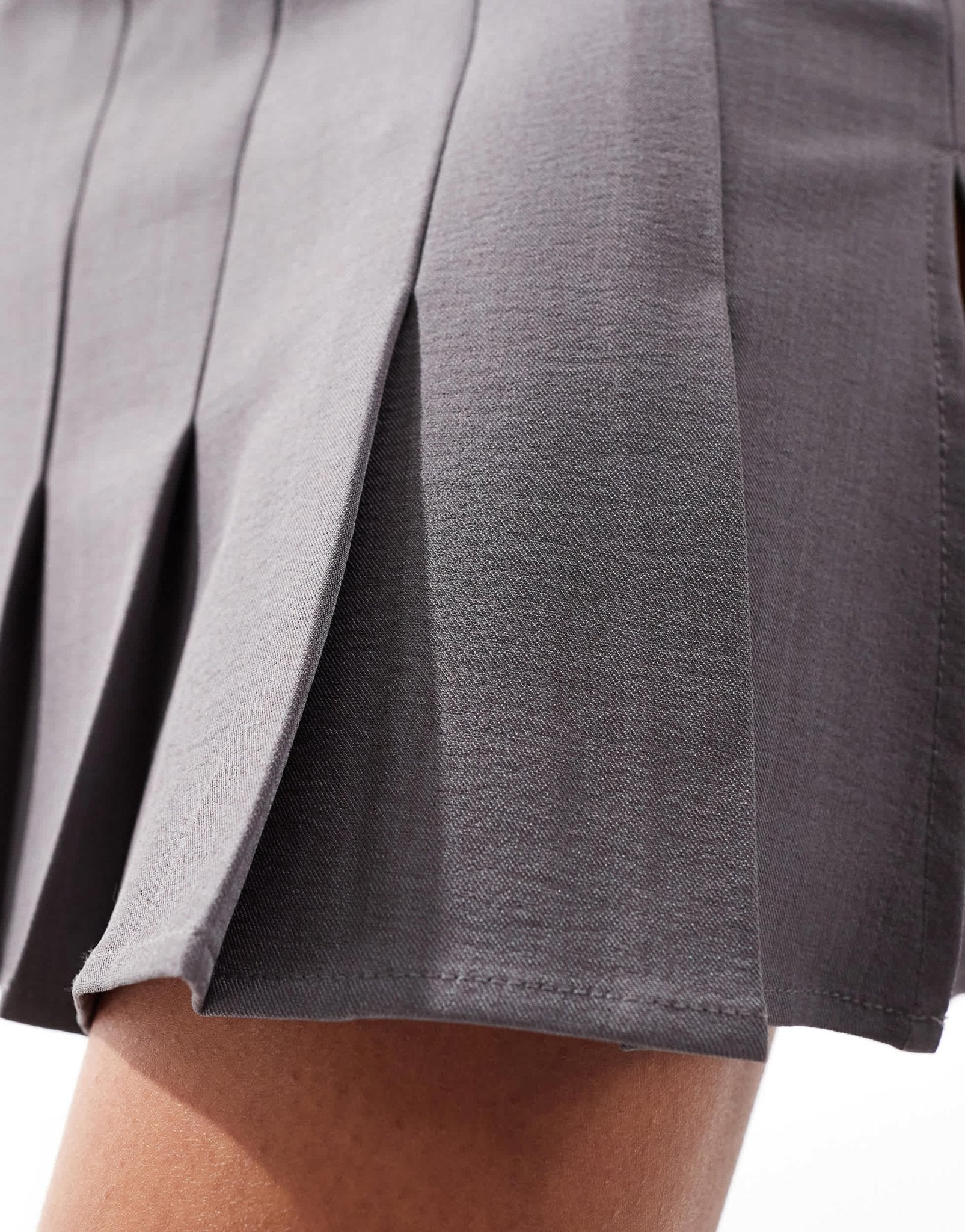 Noisy May pleated skirt with thigh split in grey - ASOS Sample Sale