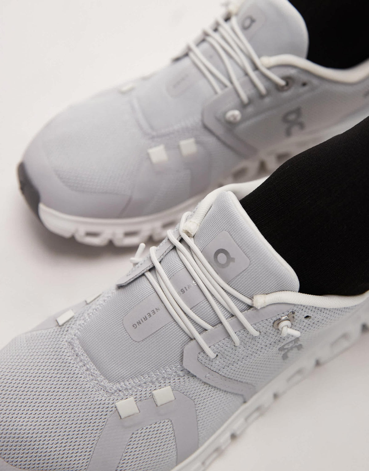ON Cloud 6 all day trainers in grey - ASOS Sample Sale
