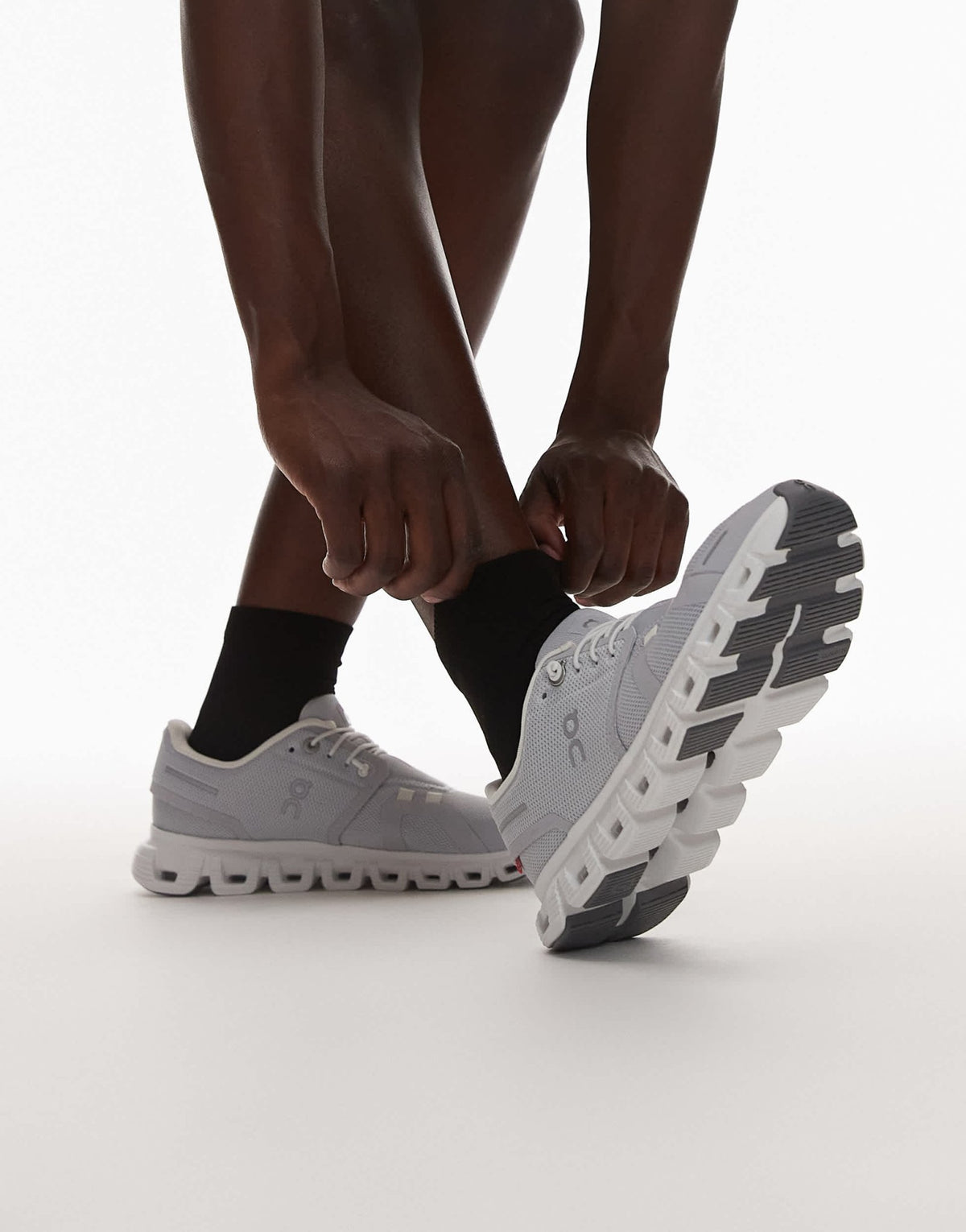 ON Cloud 6 all day trainers in grey - ASOS Sample Sale