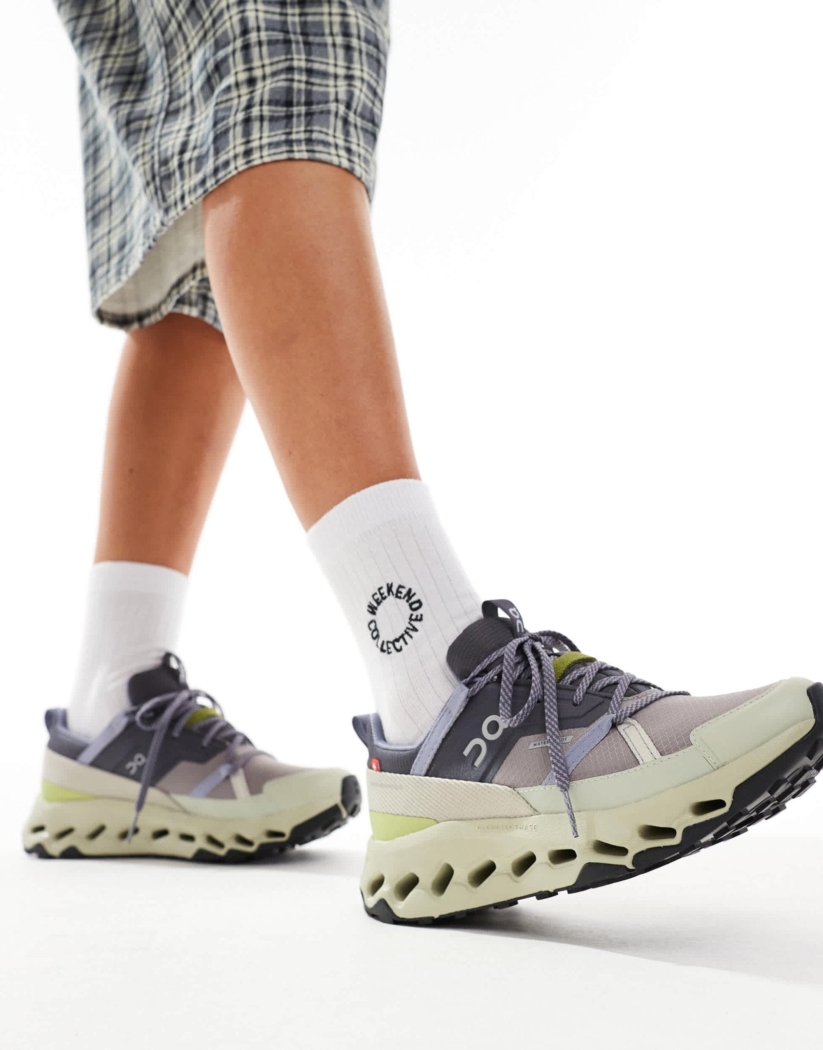 ON Cloudhorizon waterproof all day trainers in grey and green - ASOS Sample Sale