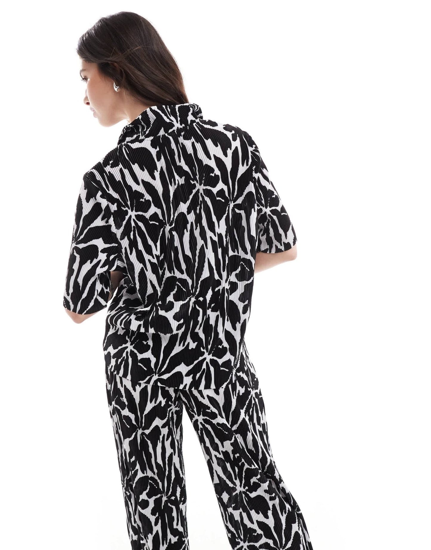 ONLY bowling shirt co - ord in abstract flower print - ASOS Sample Sale