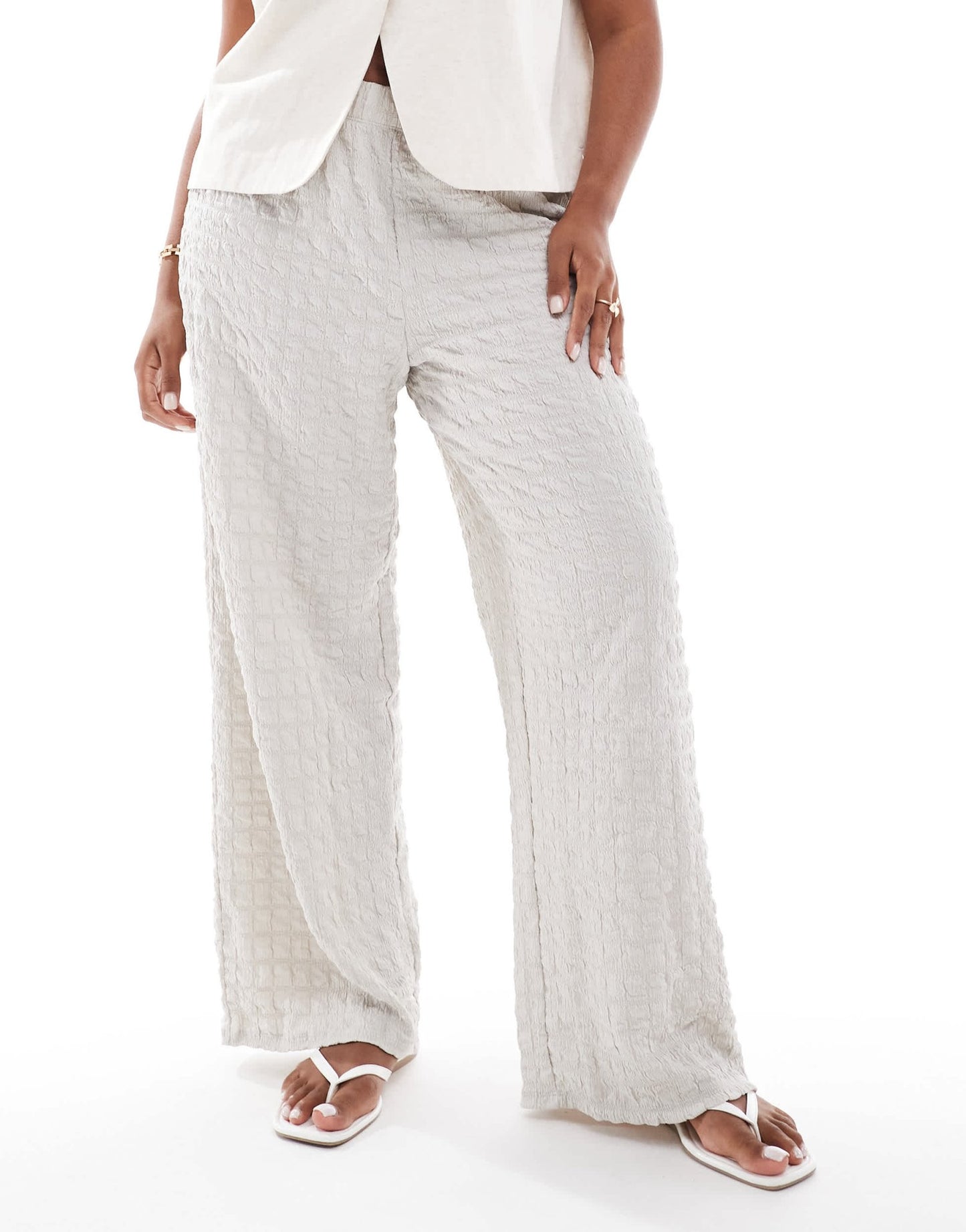 ONLY Curve seersucker wide leg trousers in ice grey - ASOS Sample Sale