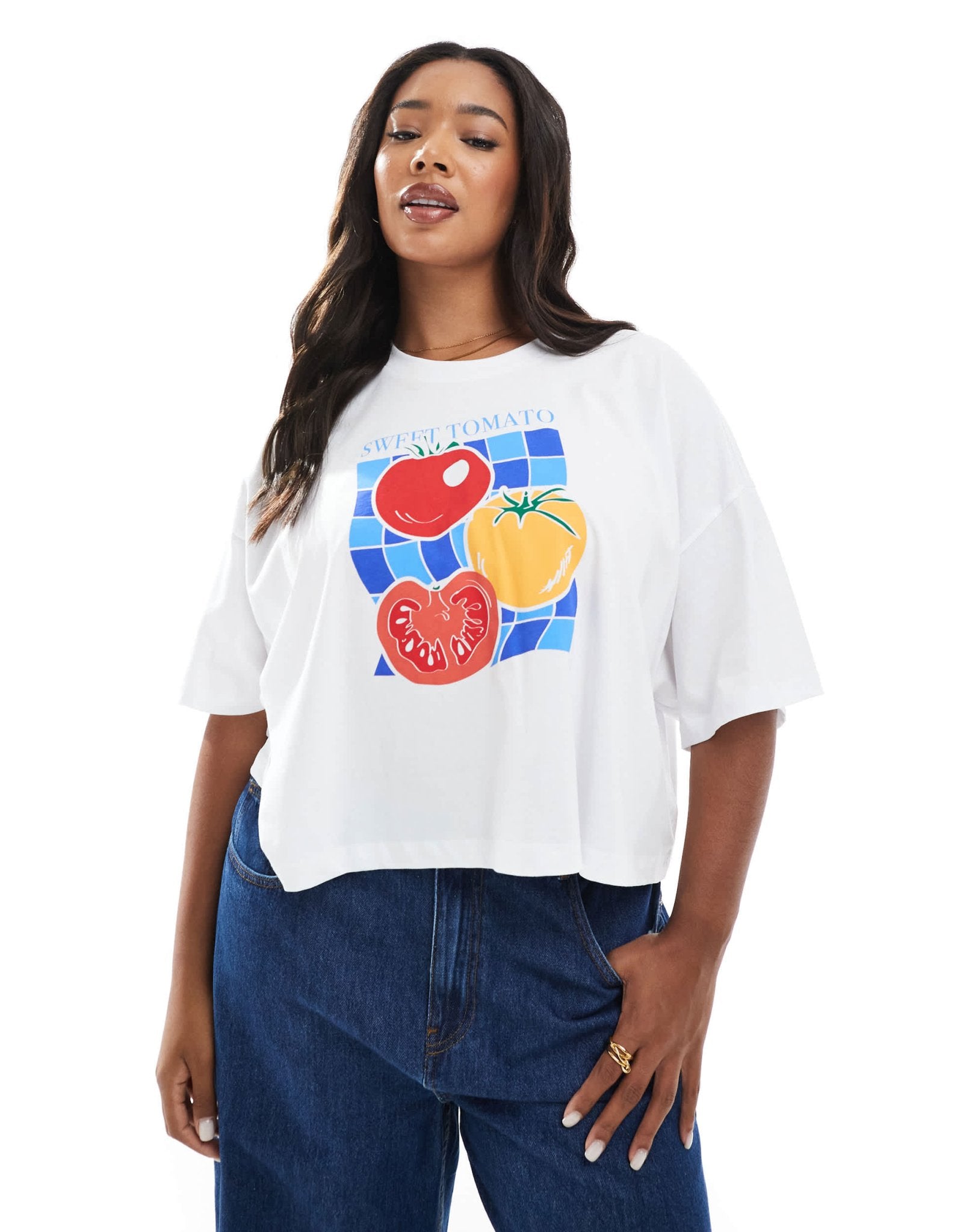 ONLY Curve tomato crop t-shirt in white - ASOS Sample Sale