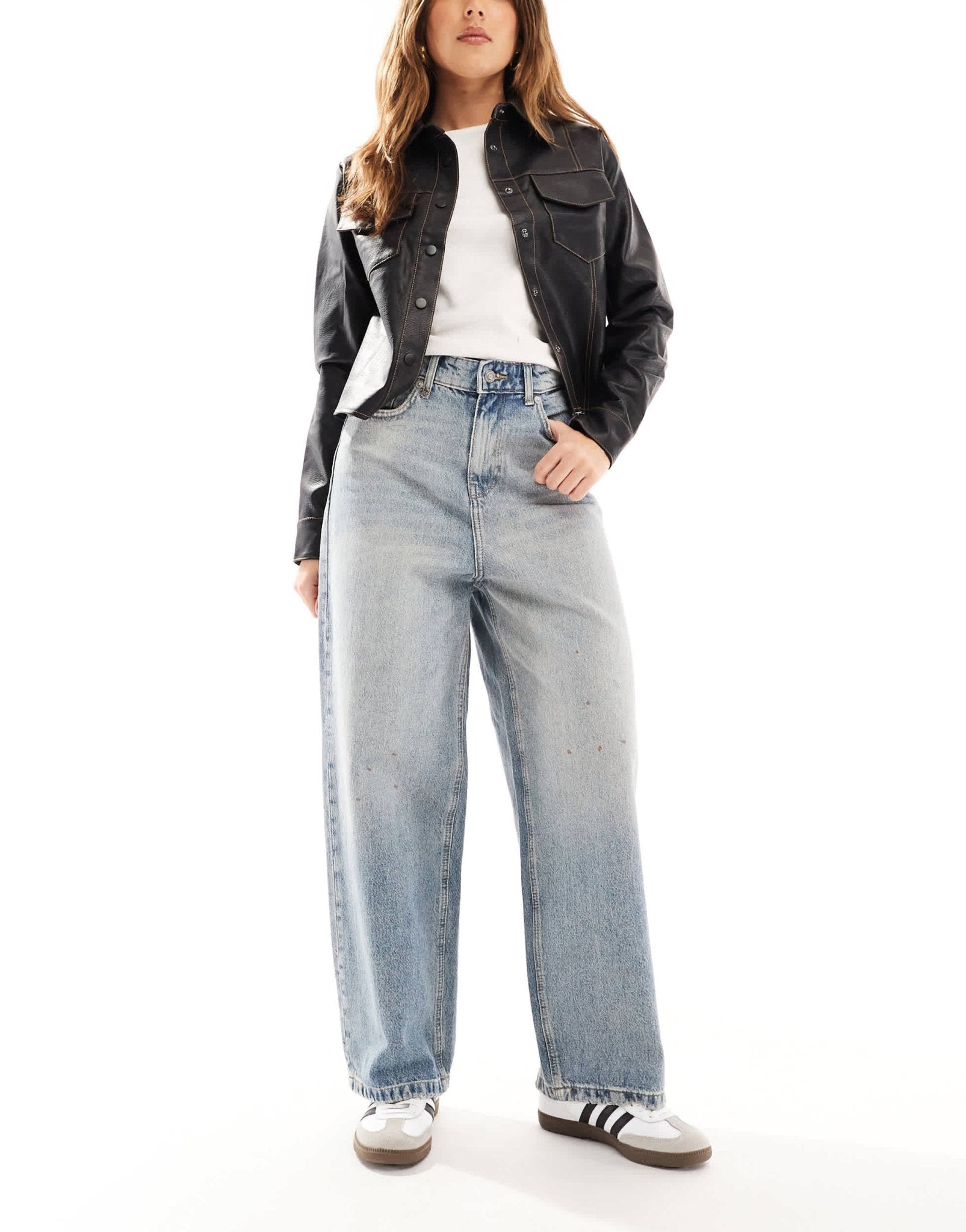 ONLY Lafayette mid waist wide leg jeans in stained vintage blue - ASOS Sample Sale