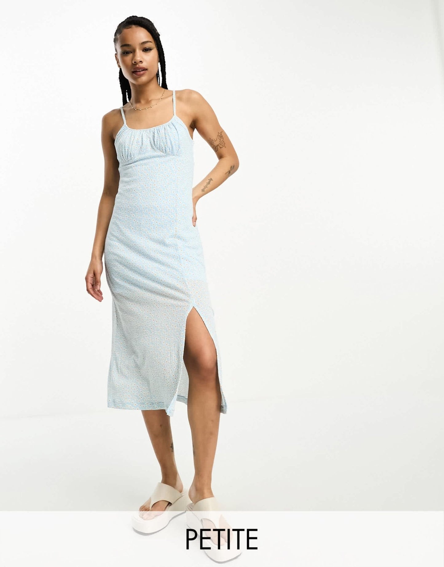 Only Petite exclusive cami split side midi dress in blue daisy print - ASOS Sample Sale