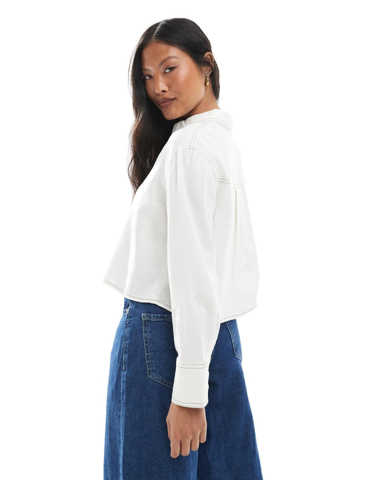 ONLY Petite linen cropped shirt with contrast stitch in white - ASOS Sample Sale