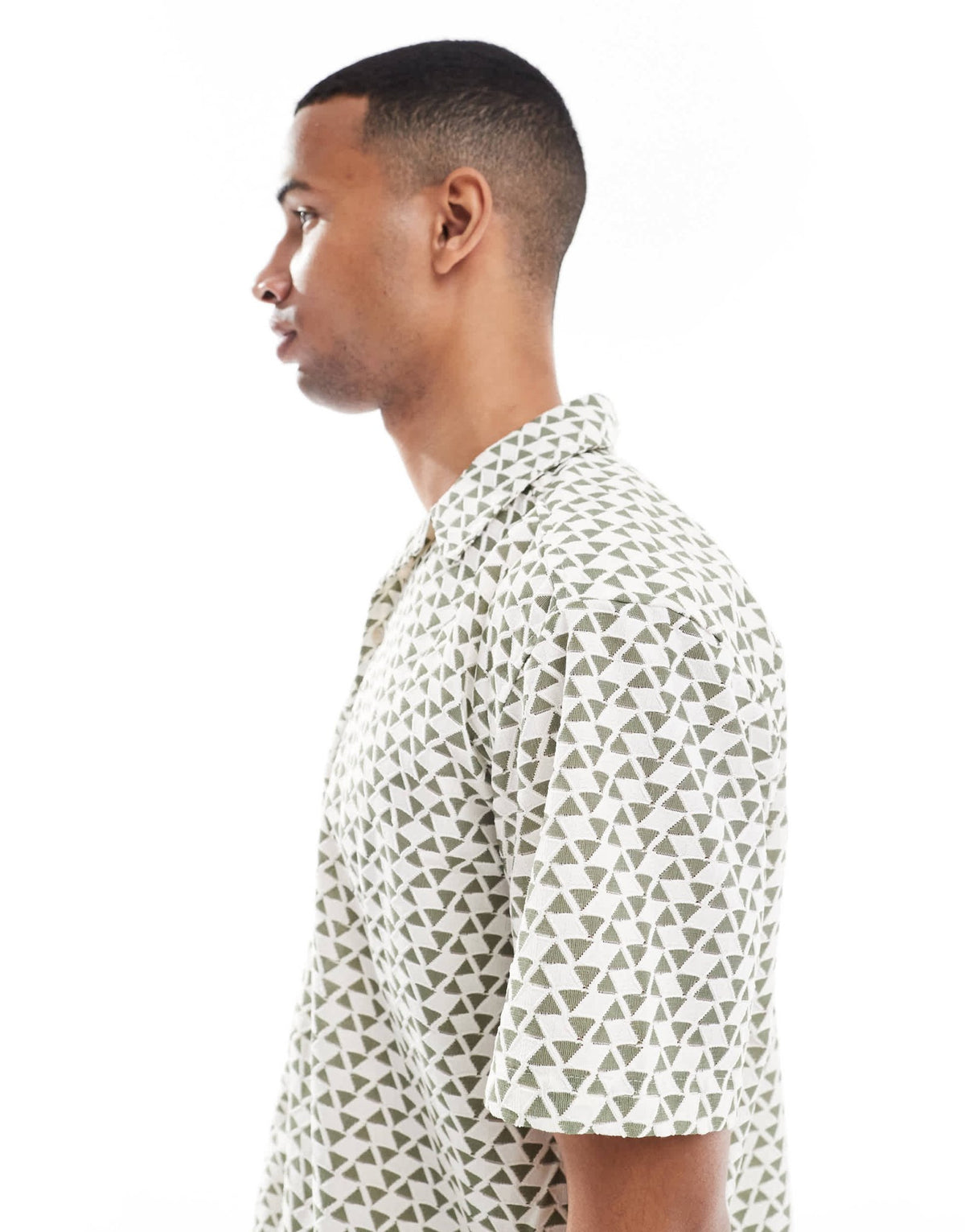 ONLY & SONS short sleeve resort shirt in white with green triangle print - ASOS Sample Sale