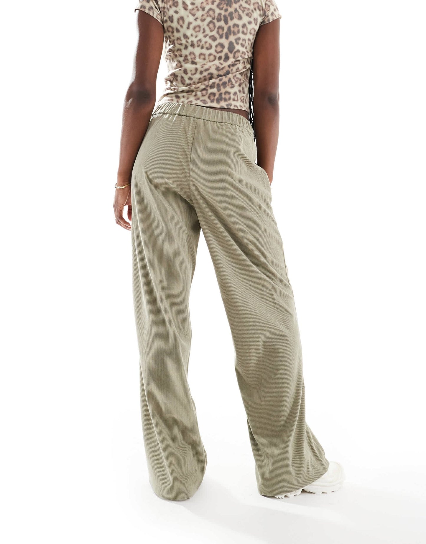 ONLY wide leg pull on cord trouser in sage - ASOS Sample Sale