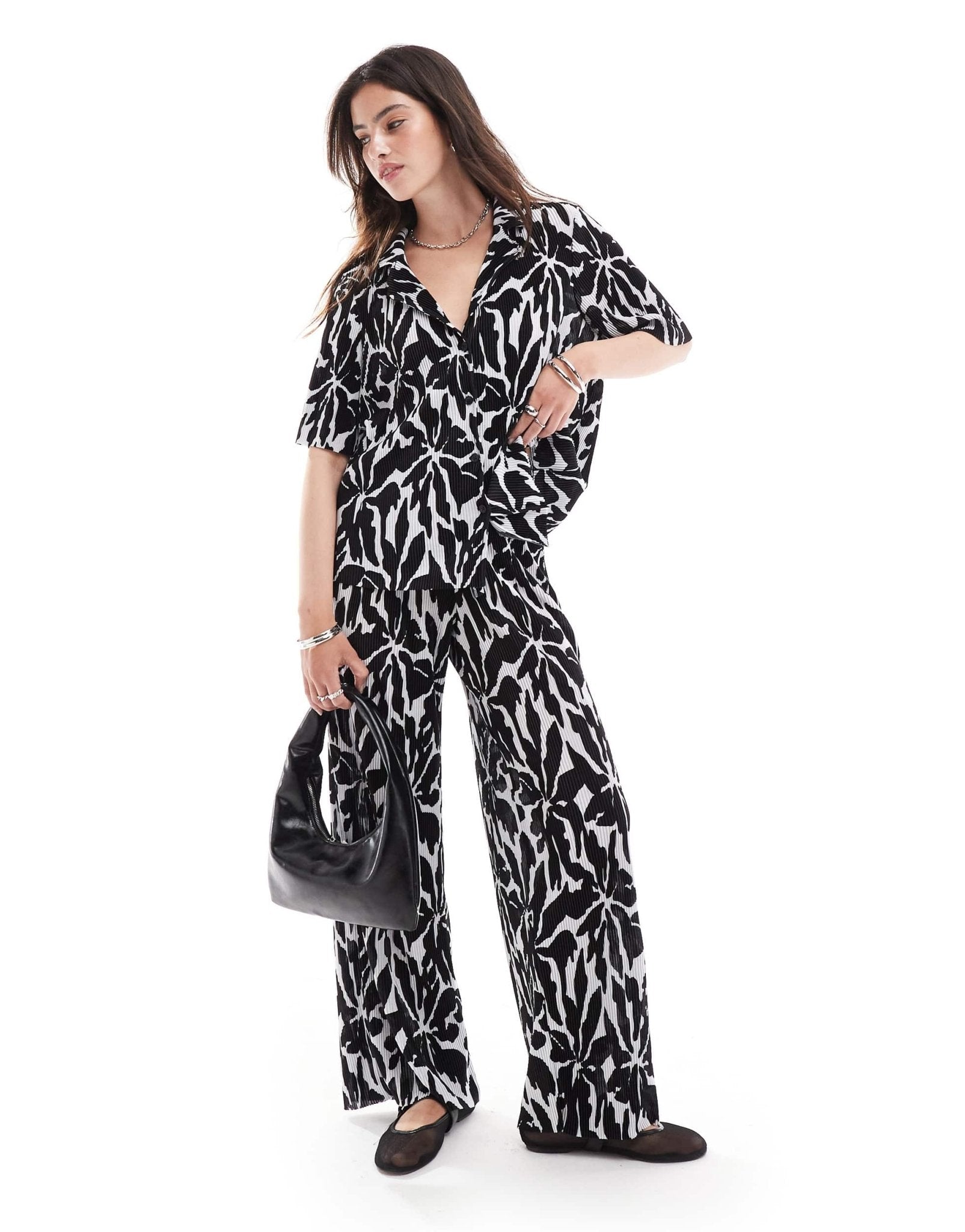 ONLY wide leg trouser co - ord in abstract flower print - ASOS Sample Sale