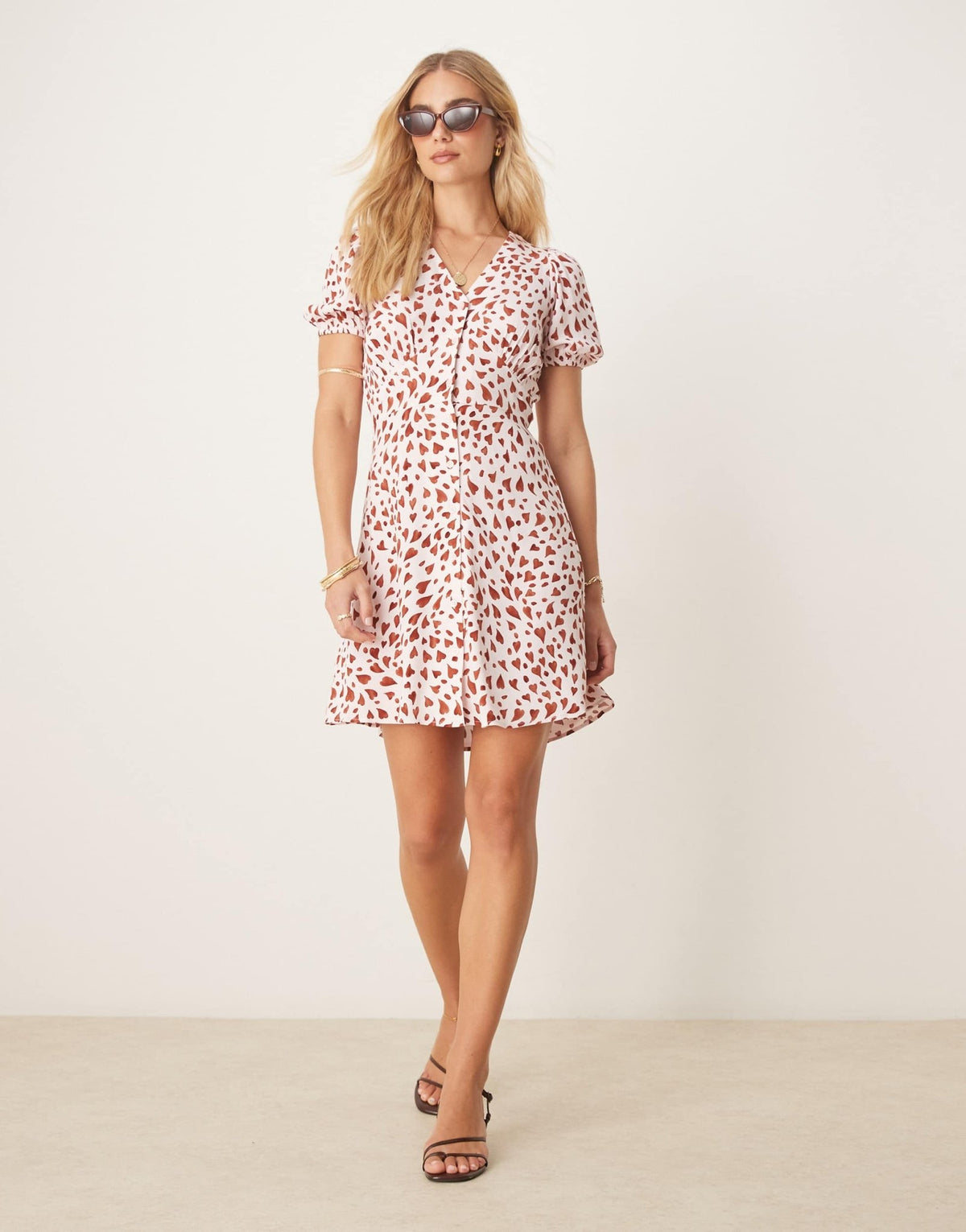 & Other Stories button through mini dress in red and pink hearts print - ASOS Sample Sale