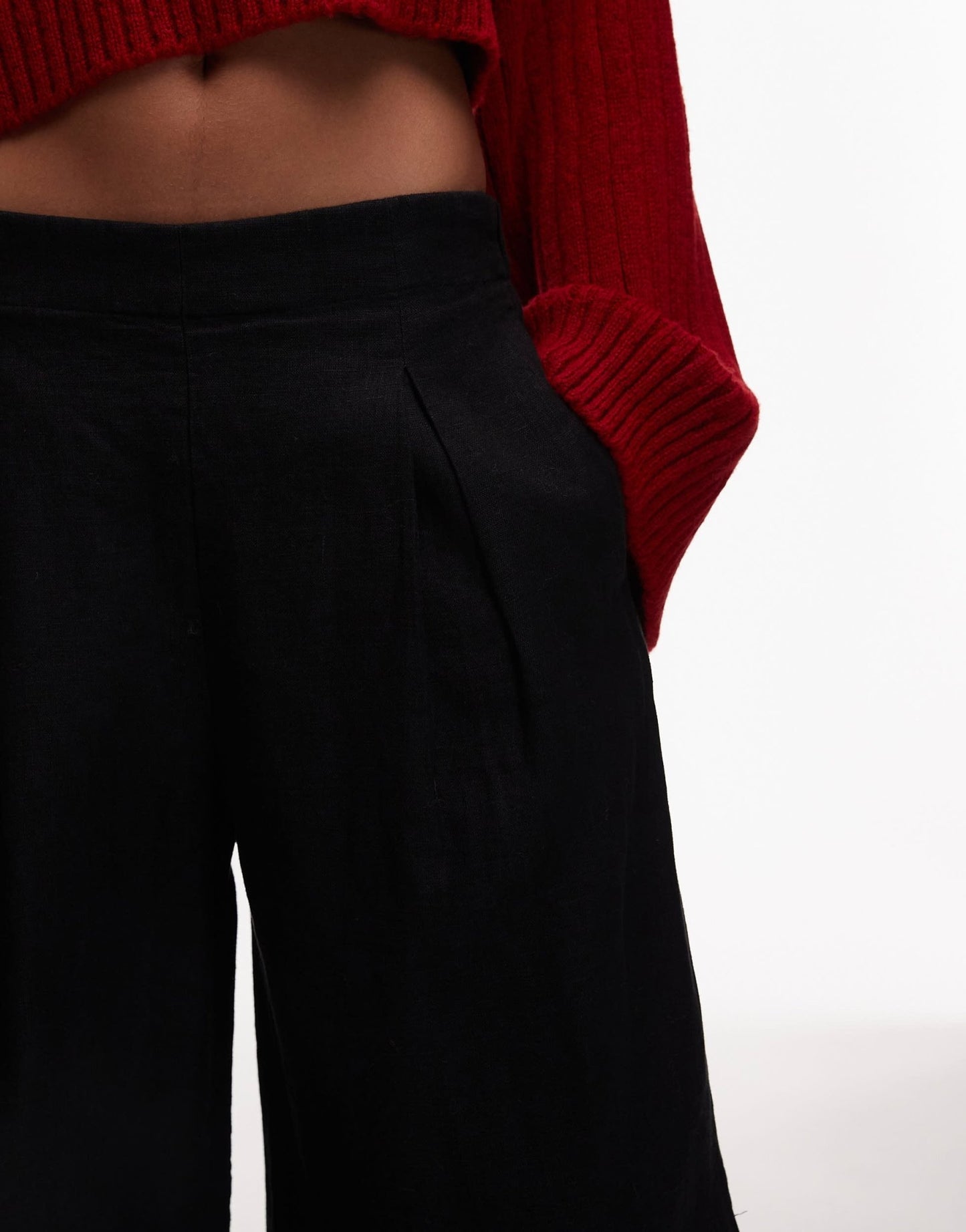 & Other Stories linen pull-on wide leg trousers with box pleat detail in black - ASOS Sample Sale