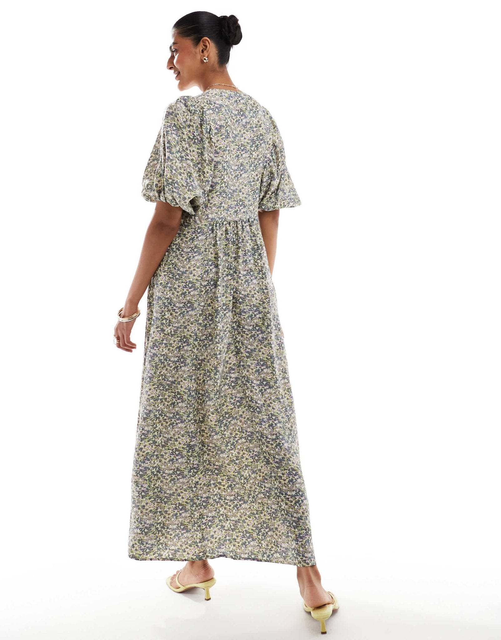 & Other Stories maxi dress with volume sleeves in muted floral jacquard print - ASOS Sample Sale