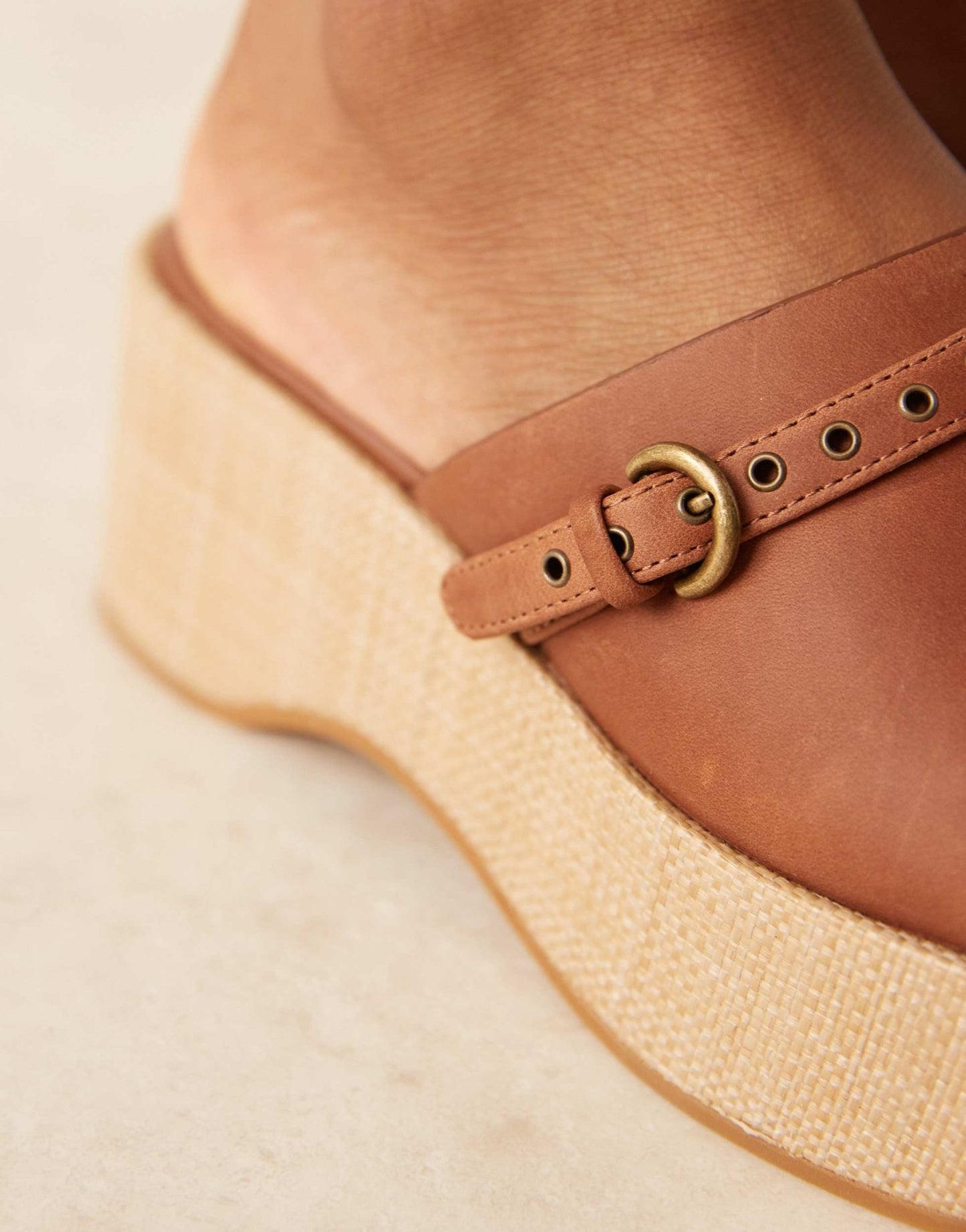 & Other Stories real leather mule clog sandals in brown - ASOS Sample Sale