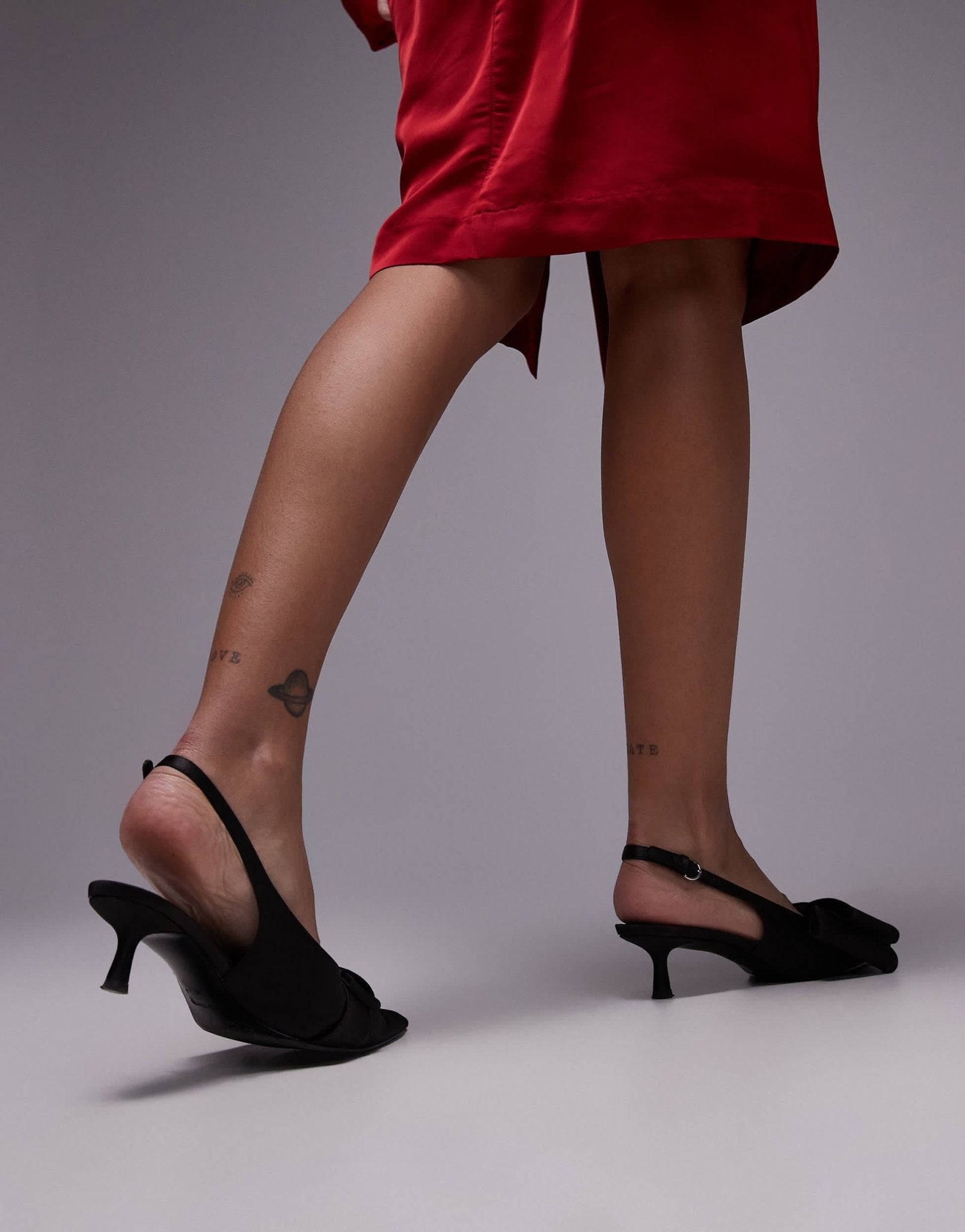 & Other Stories slingback kitten heels with diamante bow in black - ASOS Sample Sale