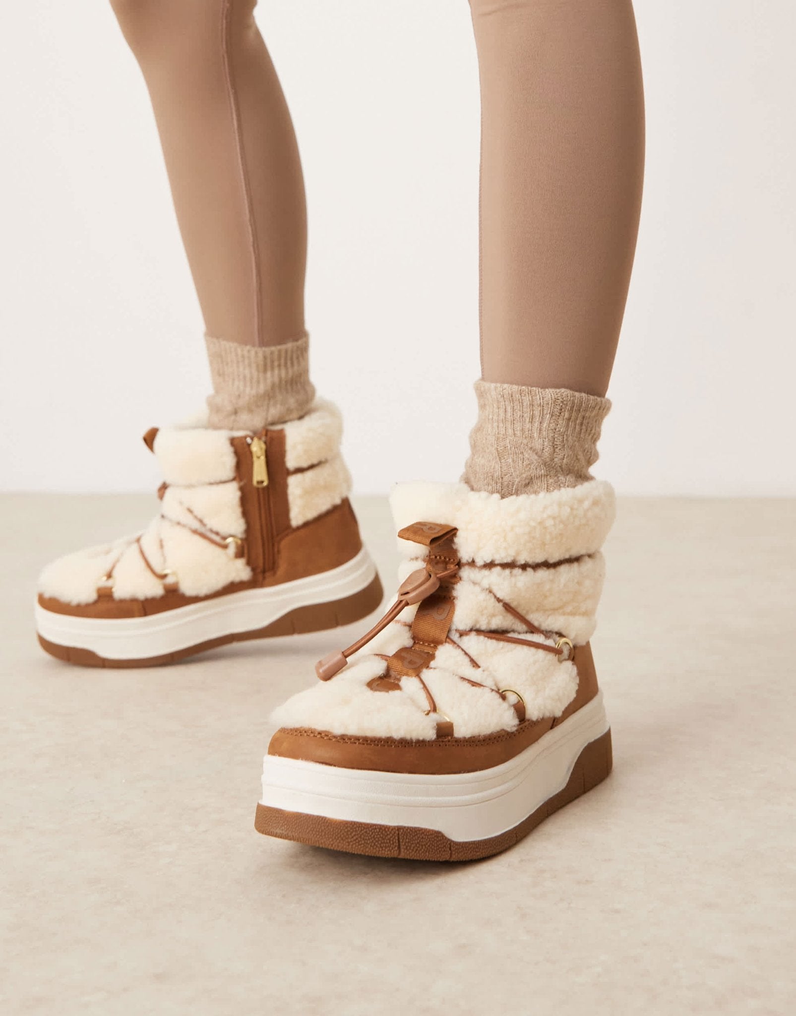Pajar Janie Low snow boot in beige - ASOS Sample Sale