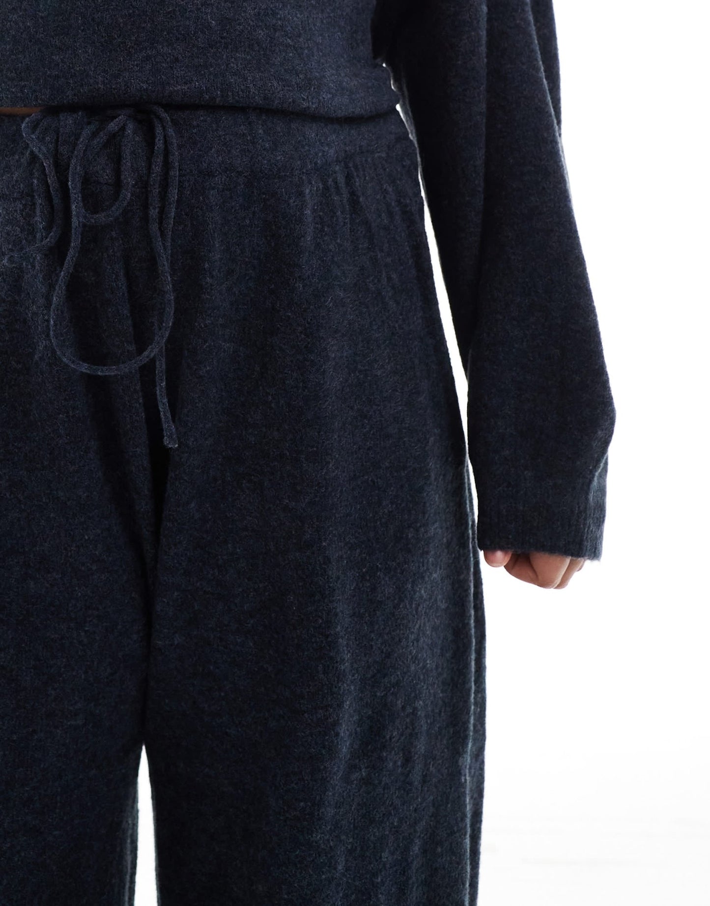 Pieces Curve cozy knitted cuffed jogger co - ord in navy melange - ASOS Sample Sale