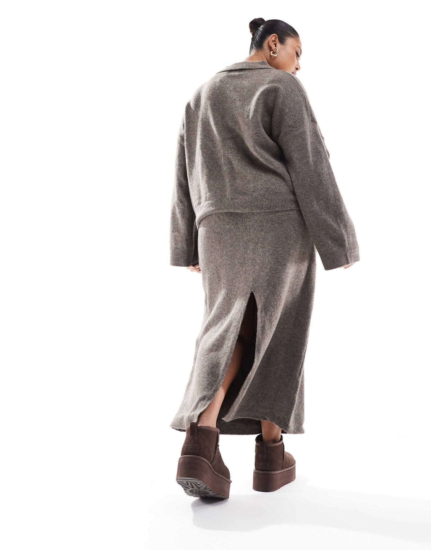 Pieces Curve knitted maxi skirt co - ord in deep taupe - ASOS Sample Sale
