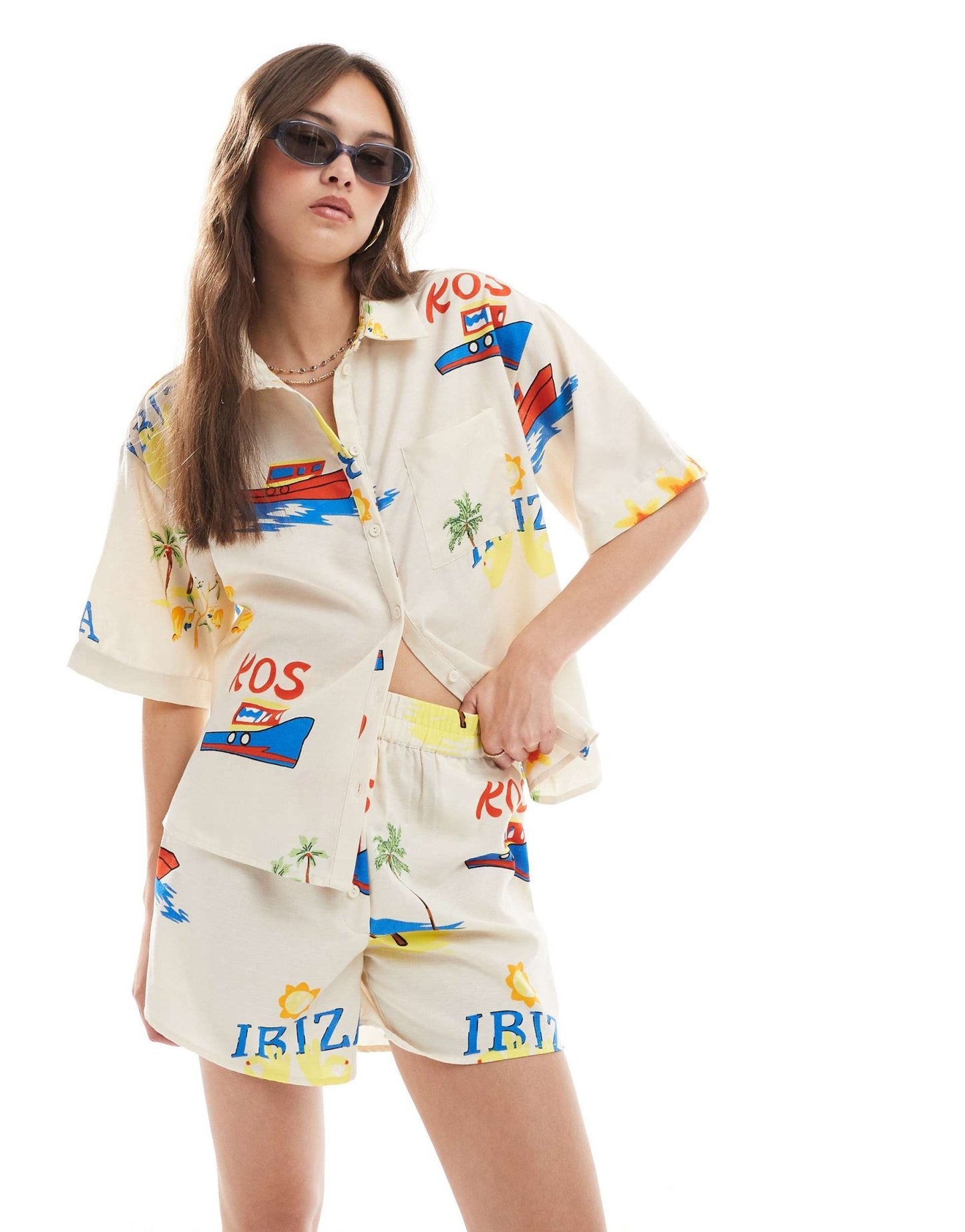 Pieces high waist short co-ord in summer holiday print - ASOS Sample Sale