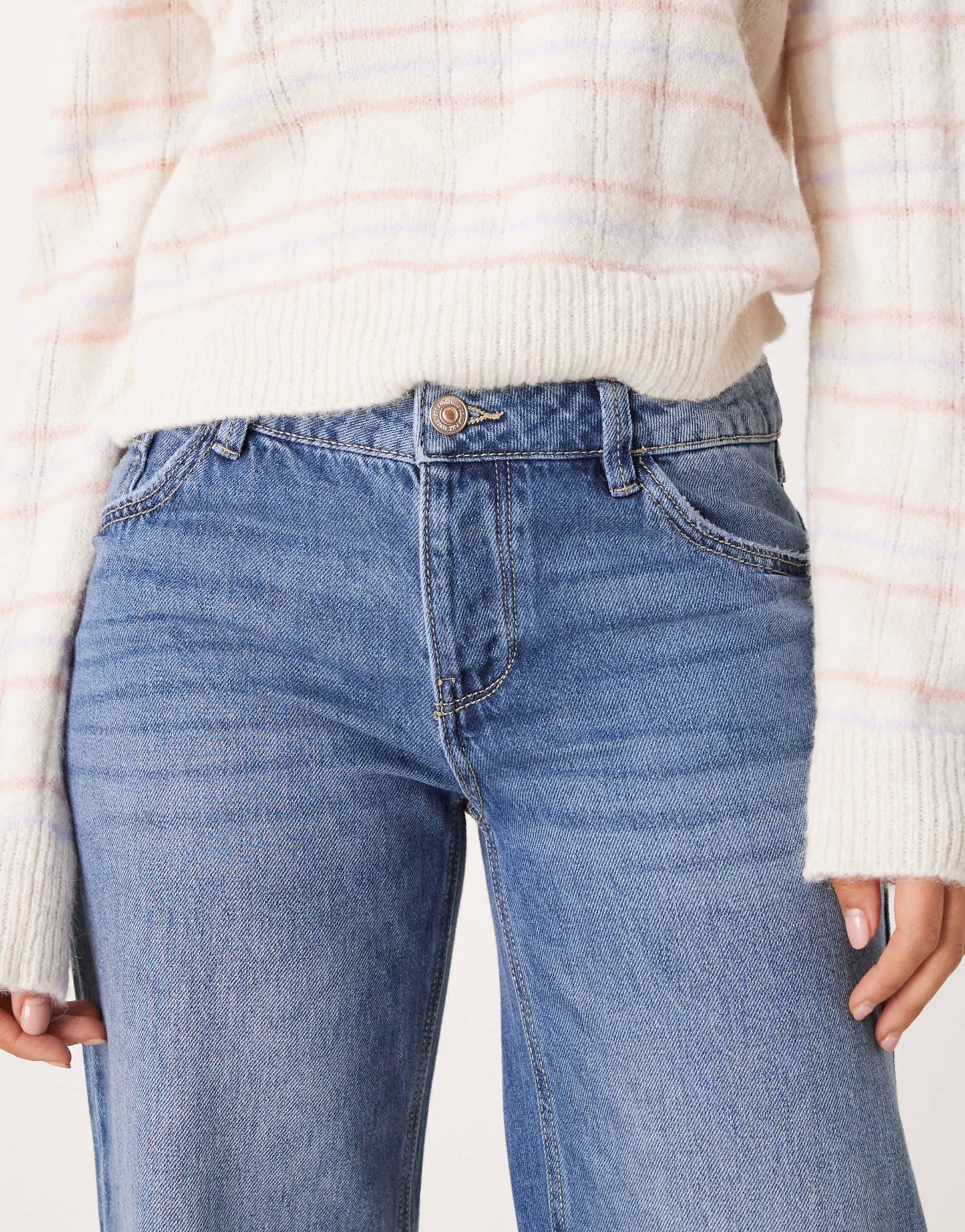 Pimkie low rise wide leg jeans in mid blue wash - ASOS Sample Sale