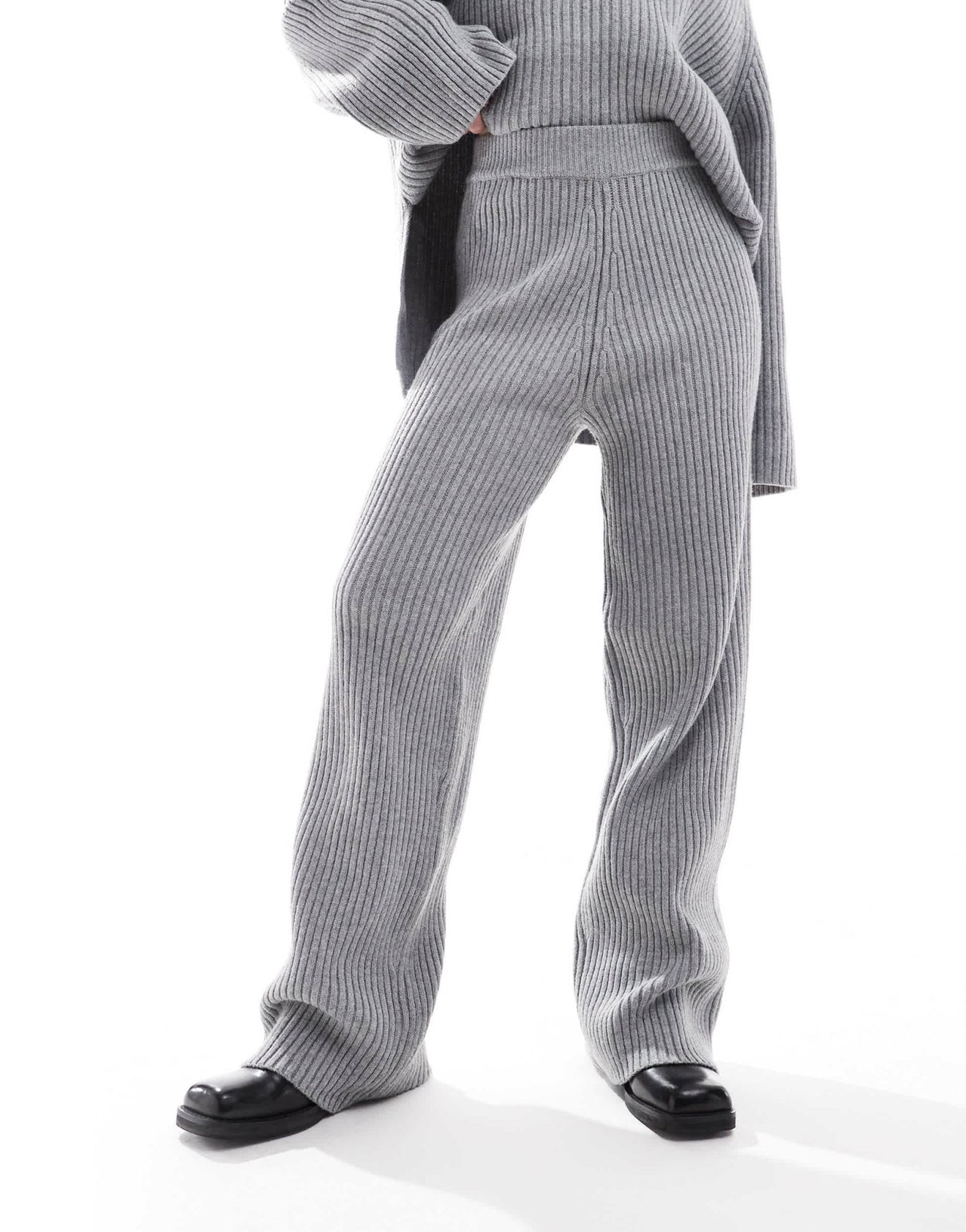 Pimkie ribbed knit wide leg trouser co - ord in light grey - ASOS Sample Sale