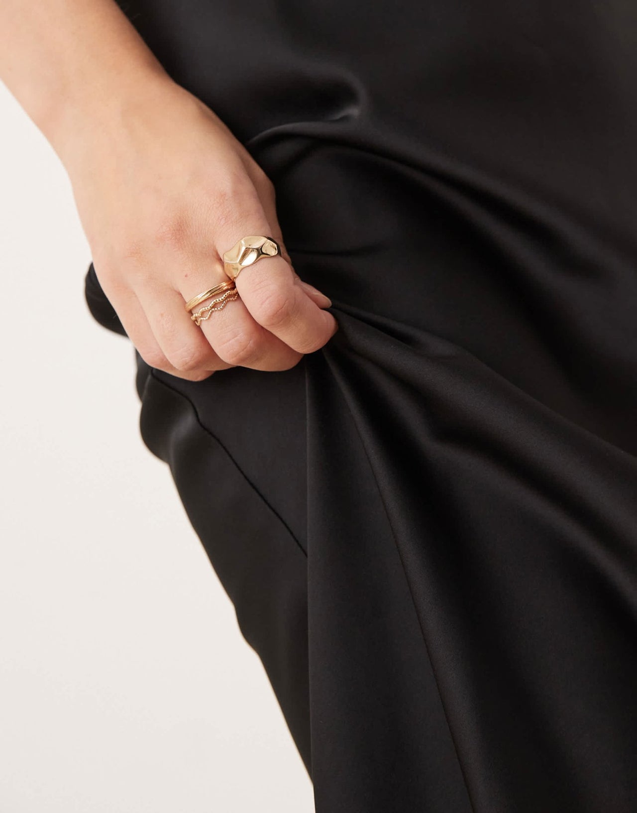 Pretty Lavish Breye maxi skirt in black - ASOS Sample Sale