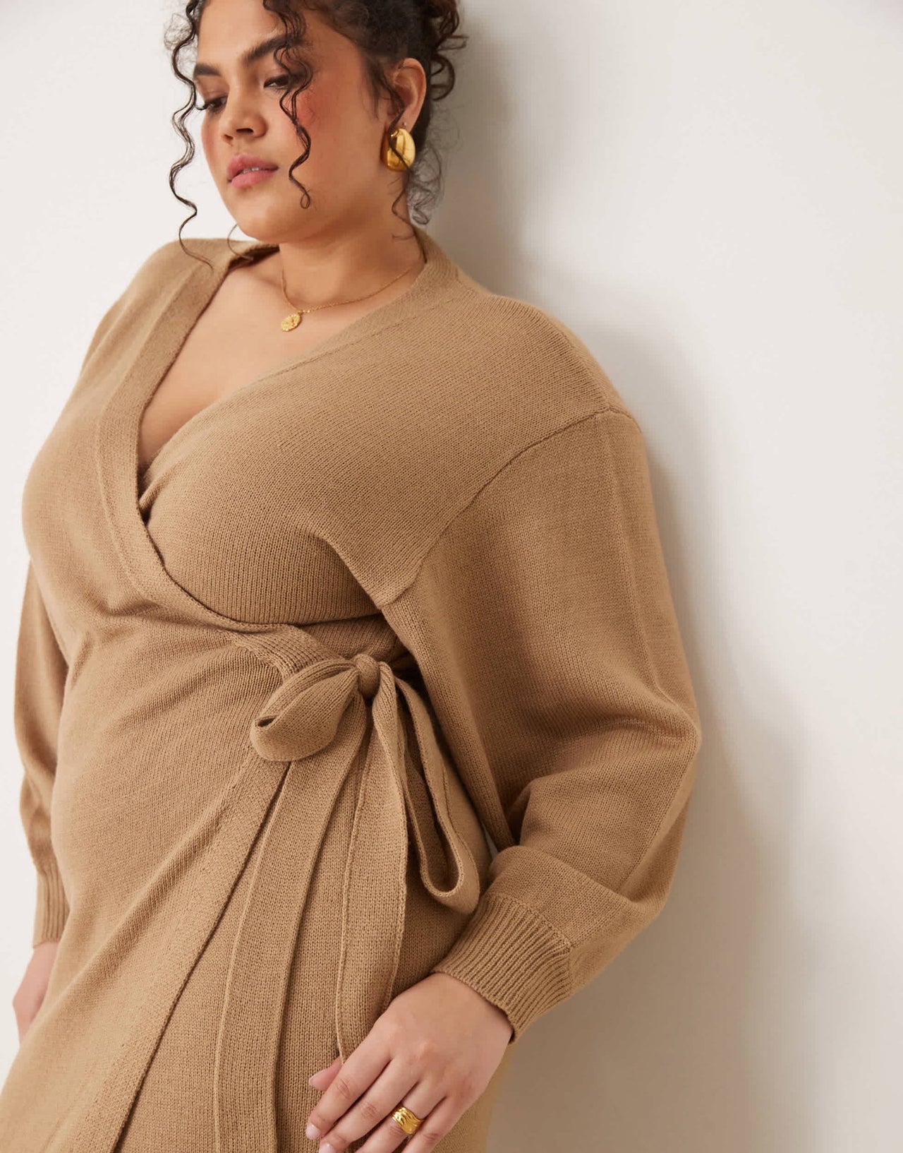 Pretty Lavish Curve Beau wrap knit midaxi dress in soft brown - ASOS Sample Sale