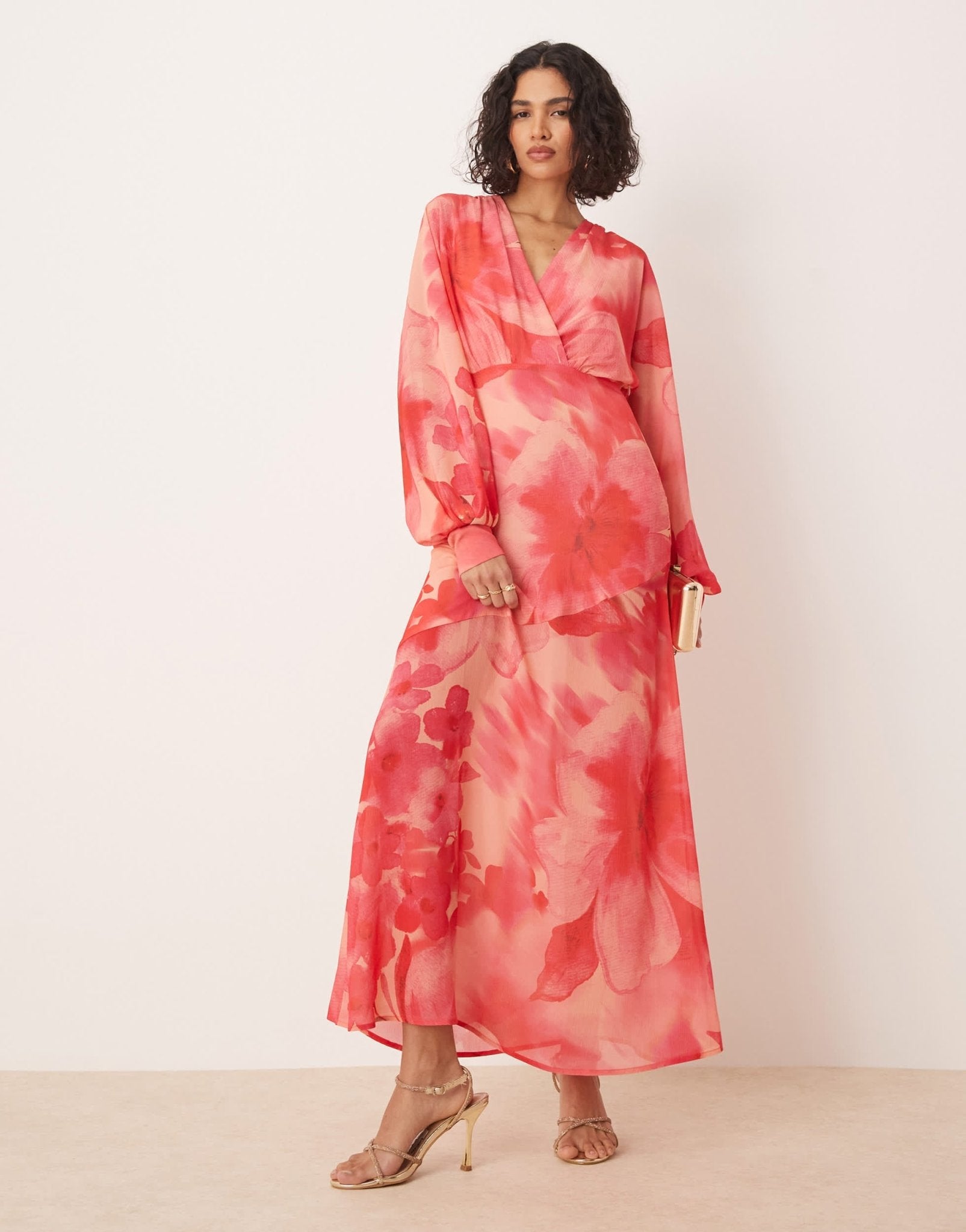 Pretty Lavish plunge balloon sleeve maxi dress in pink and red floral - ASOS Sample Sale
