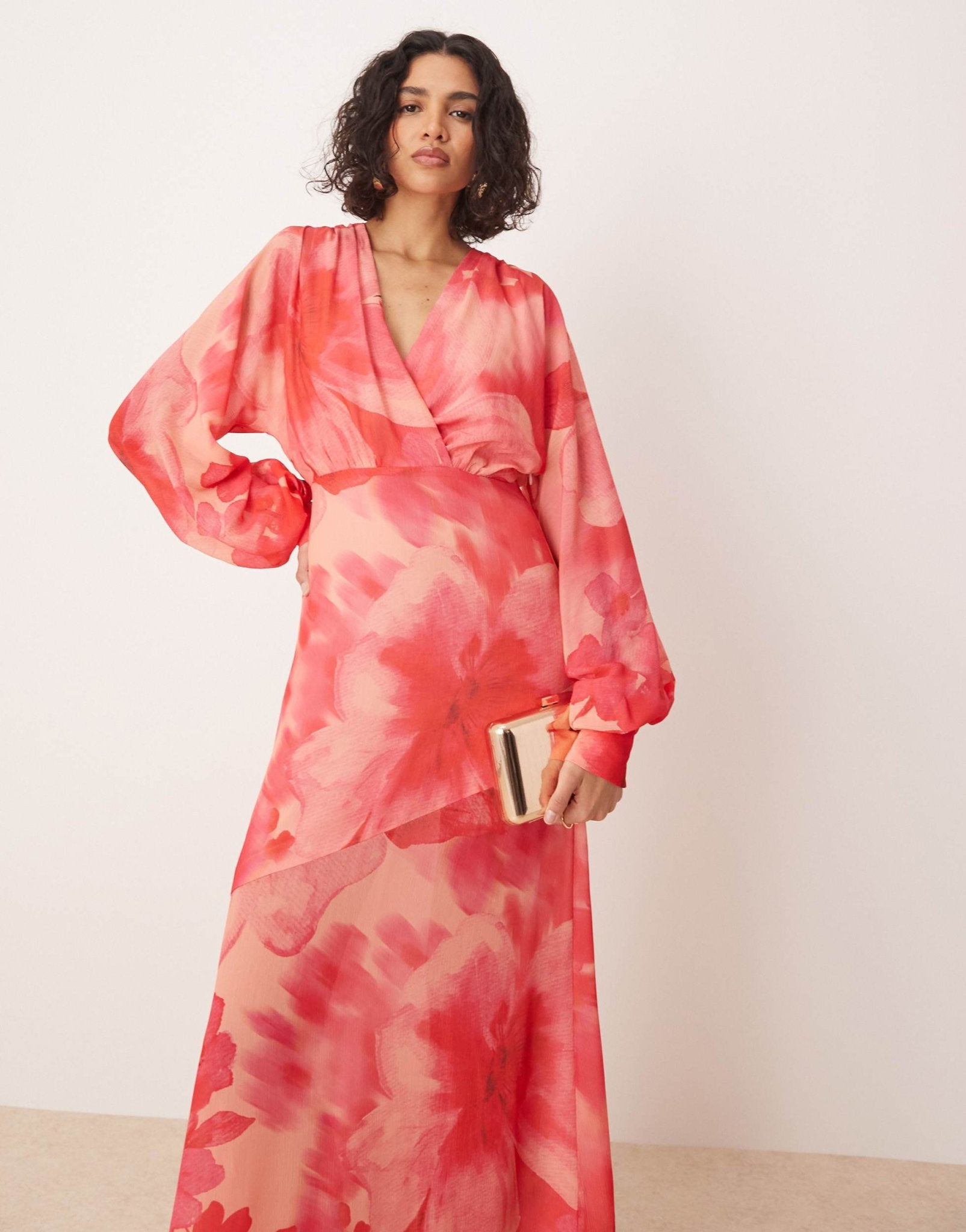 Pretty Lavish plunge balloon sleeve maxi dress in pink and red floral - ASOS Sample Sale