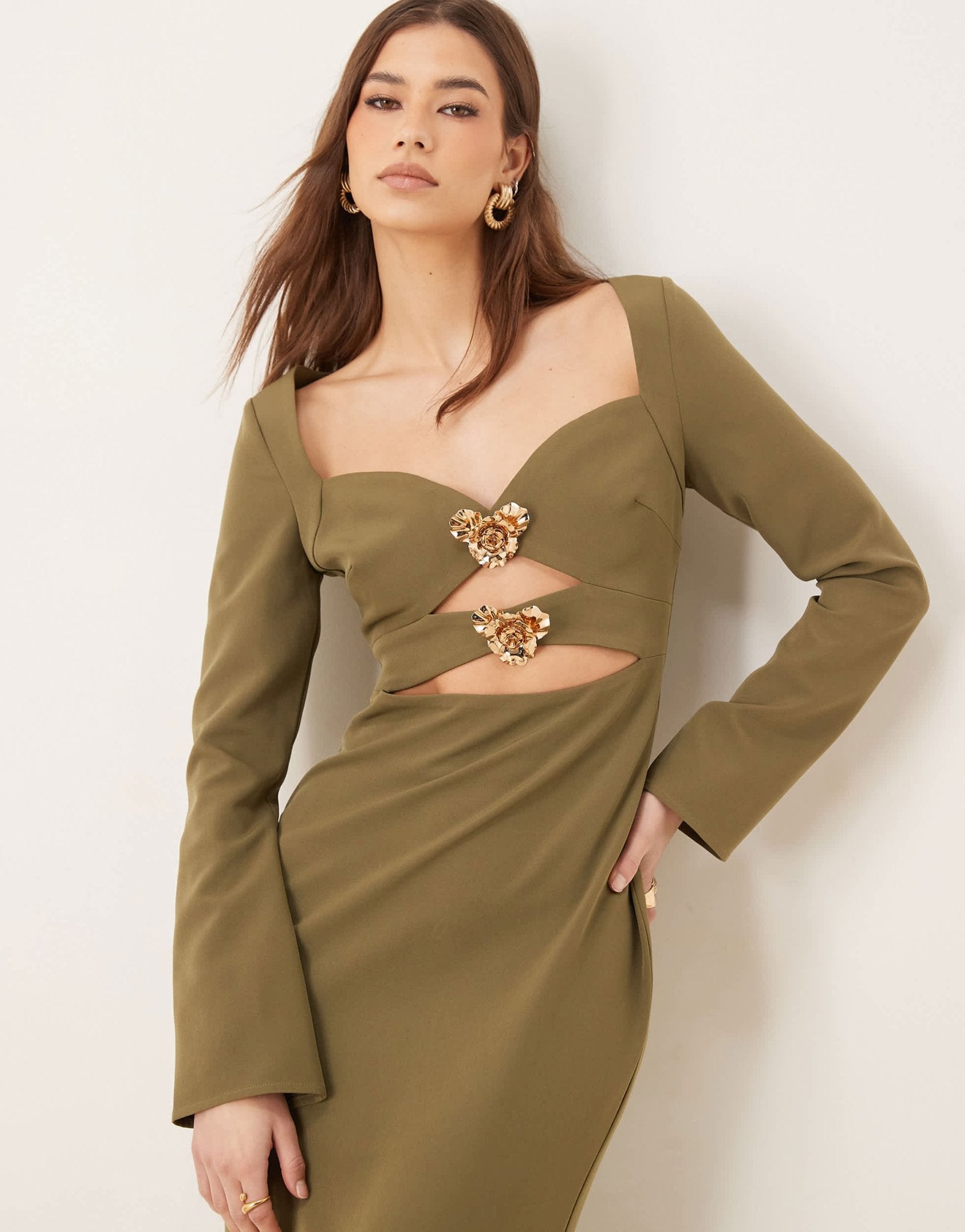 Pretty Lavish removable gold trim crepe maxi dress in olive - ASOS Sample Sale
