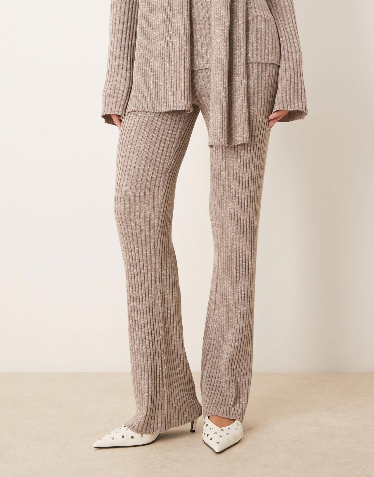 Pretty Lavish ribbed knit trouser co - ord in grey - ASOS Sample Sale