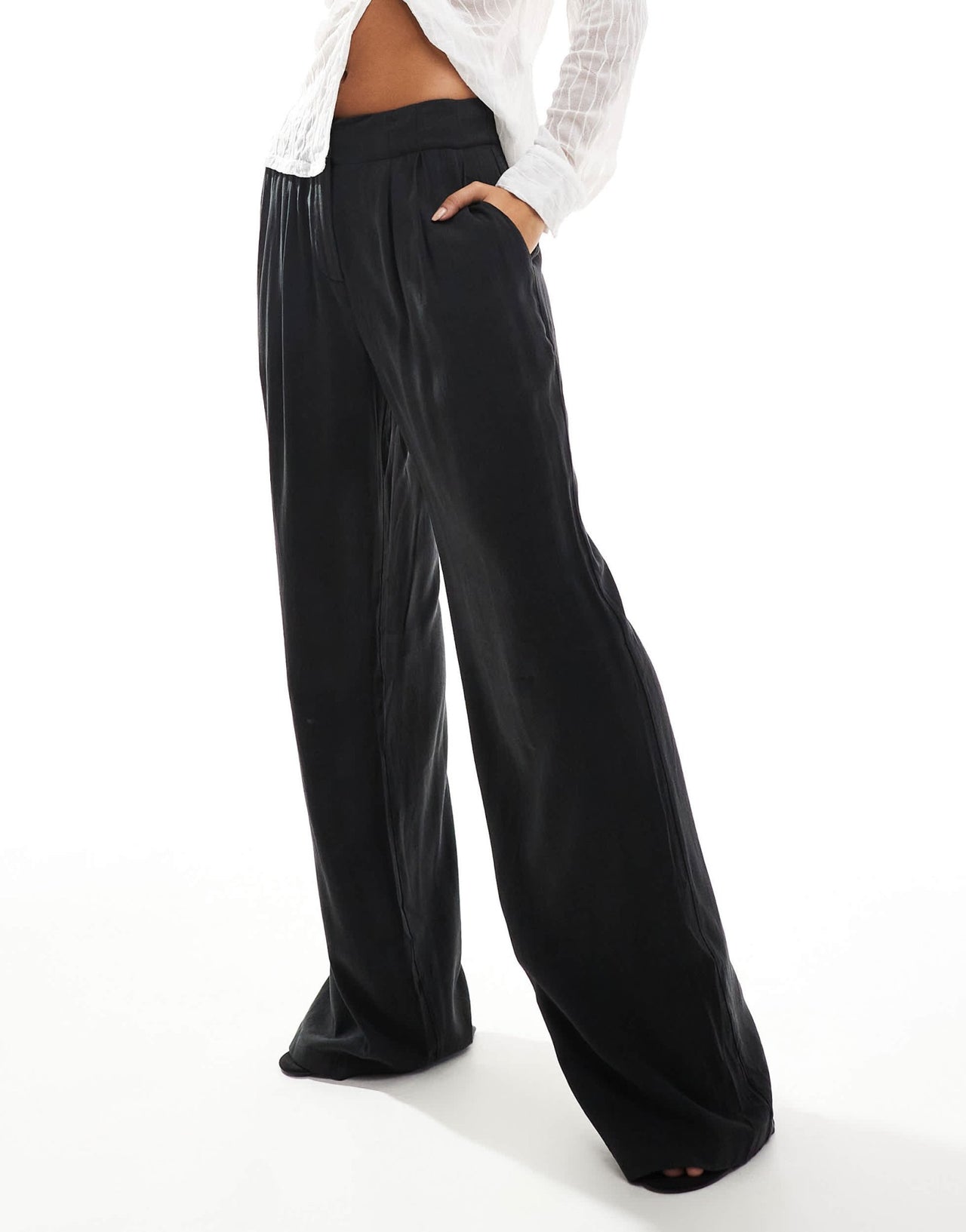 Pretty Lavish tailored smart trouser in black - ASOS Sample Sale