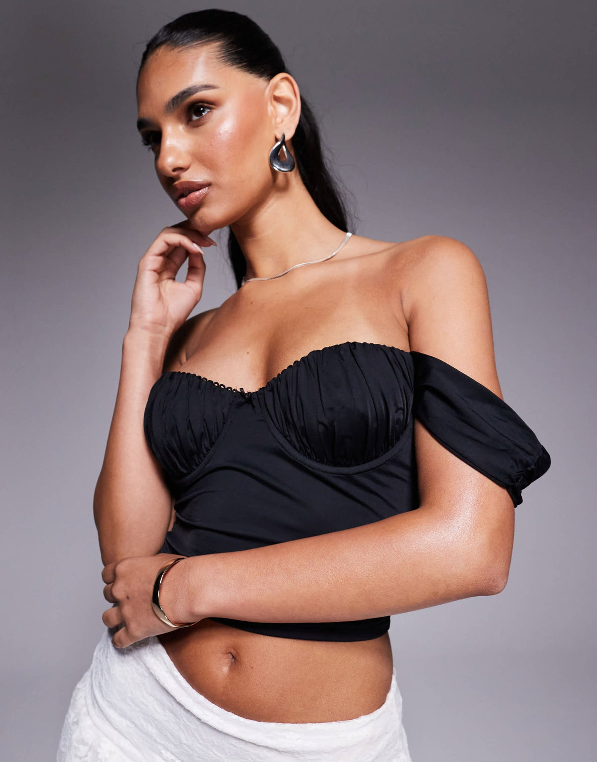 Princess Polly Candyce ruched cup detail fallen shoulder corset top in black - ASOS Sample Sale