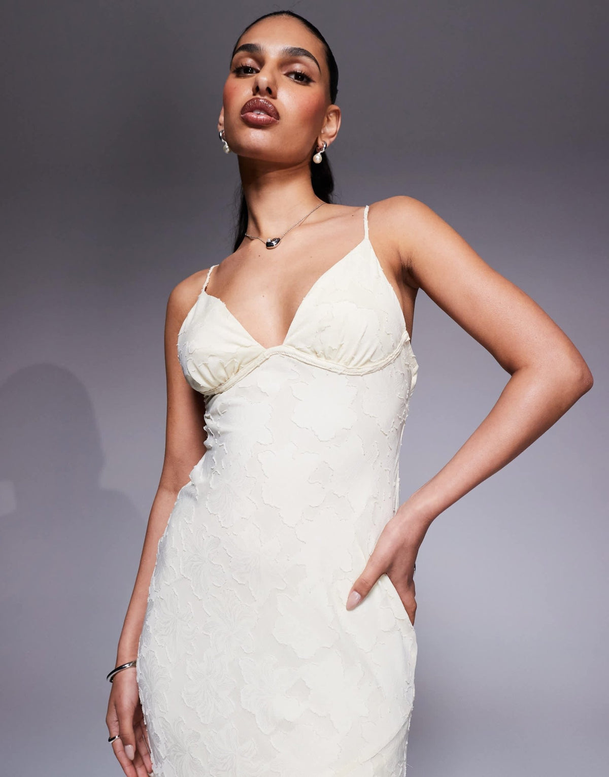 Princess Polly textured floral cross back strappy maxi dress in lemon - ASOS Sample Sale