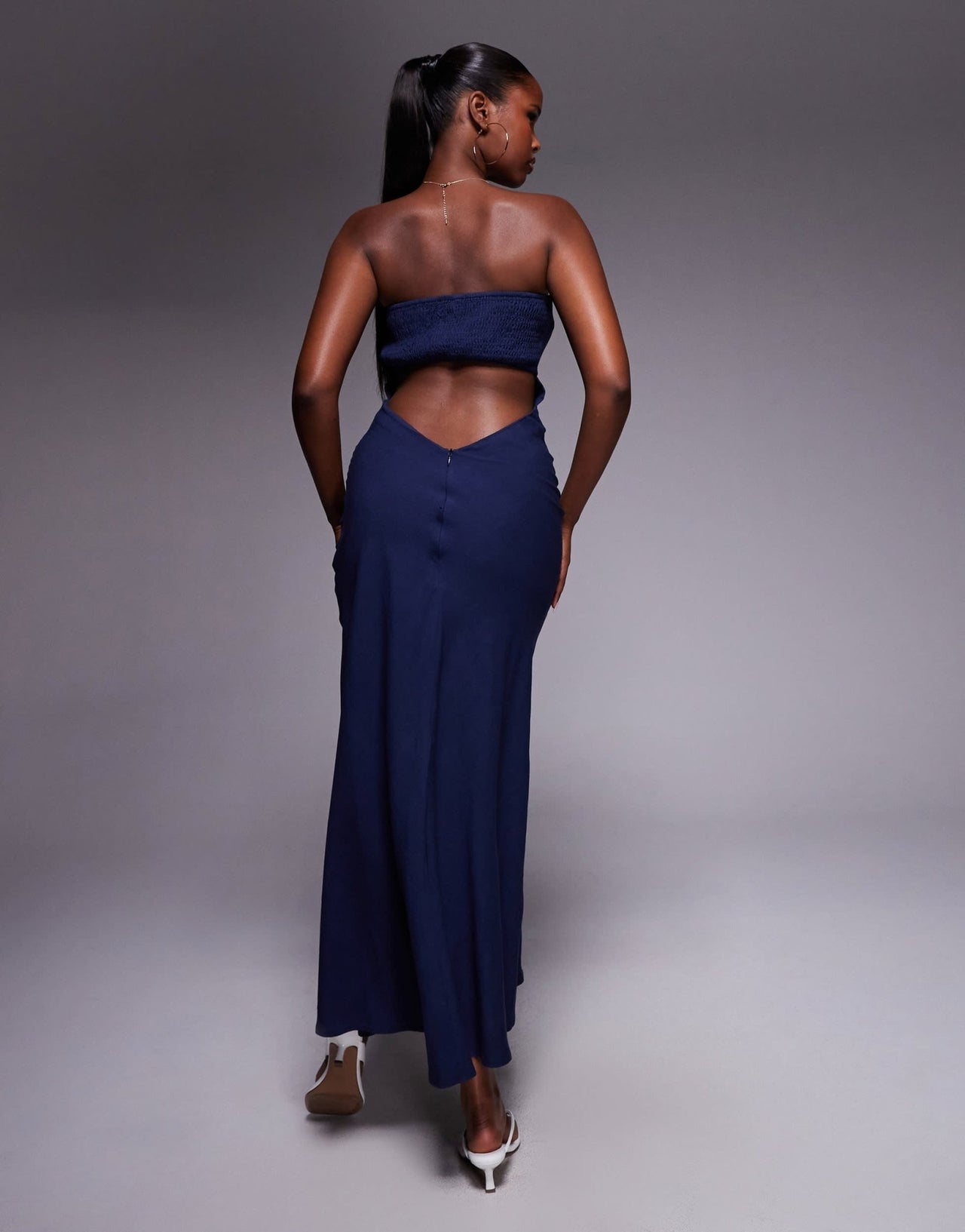 Princess Polly Yahir linen bandeau shirred back cut out detail maxi dress in navy - ASOS Sample Sale